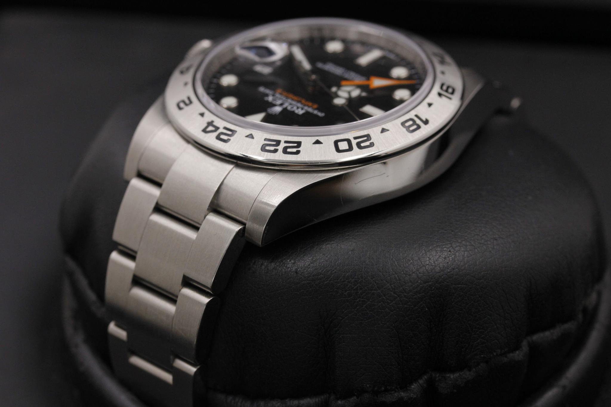Watch Image 5