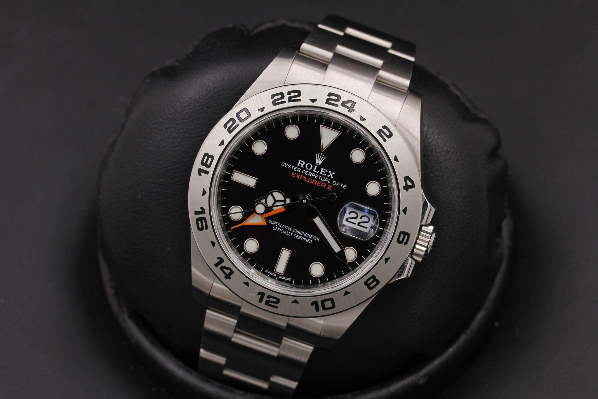 Watch Image 9