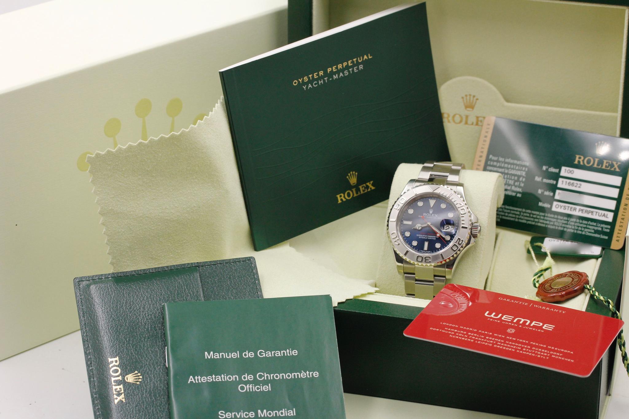 Watch Image 11