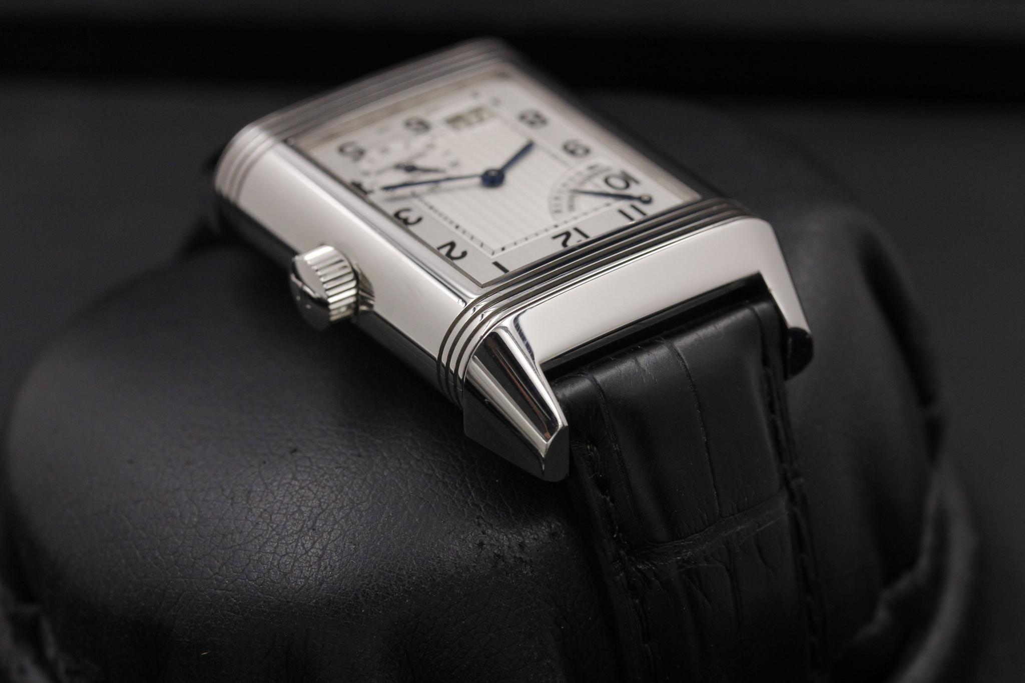 Watch Image 4