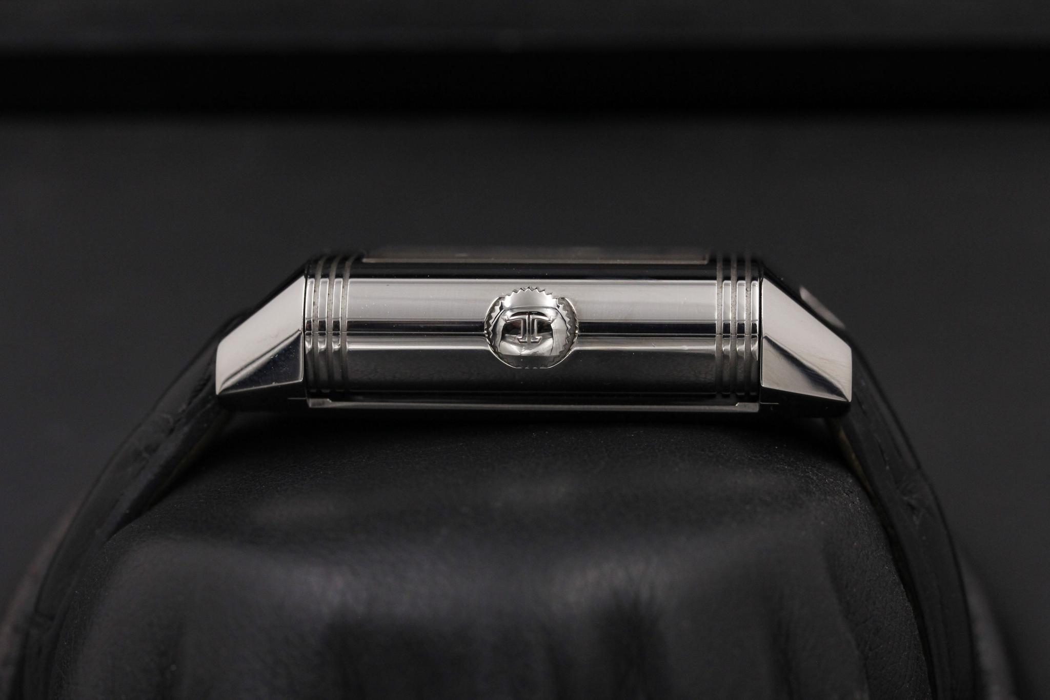 Watch Image 3