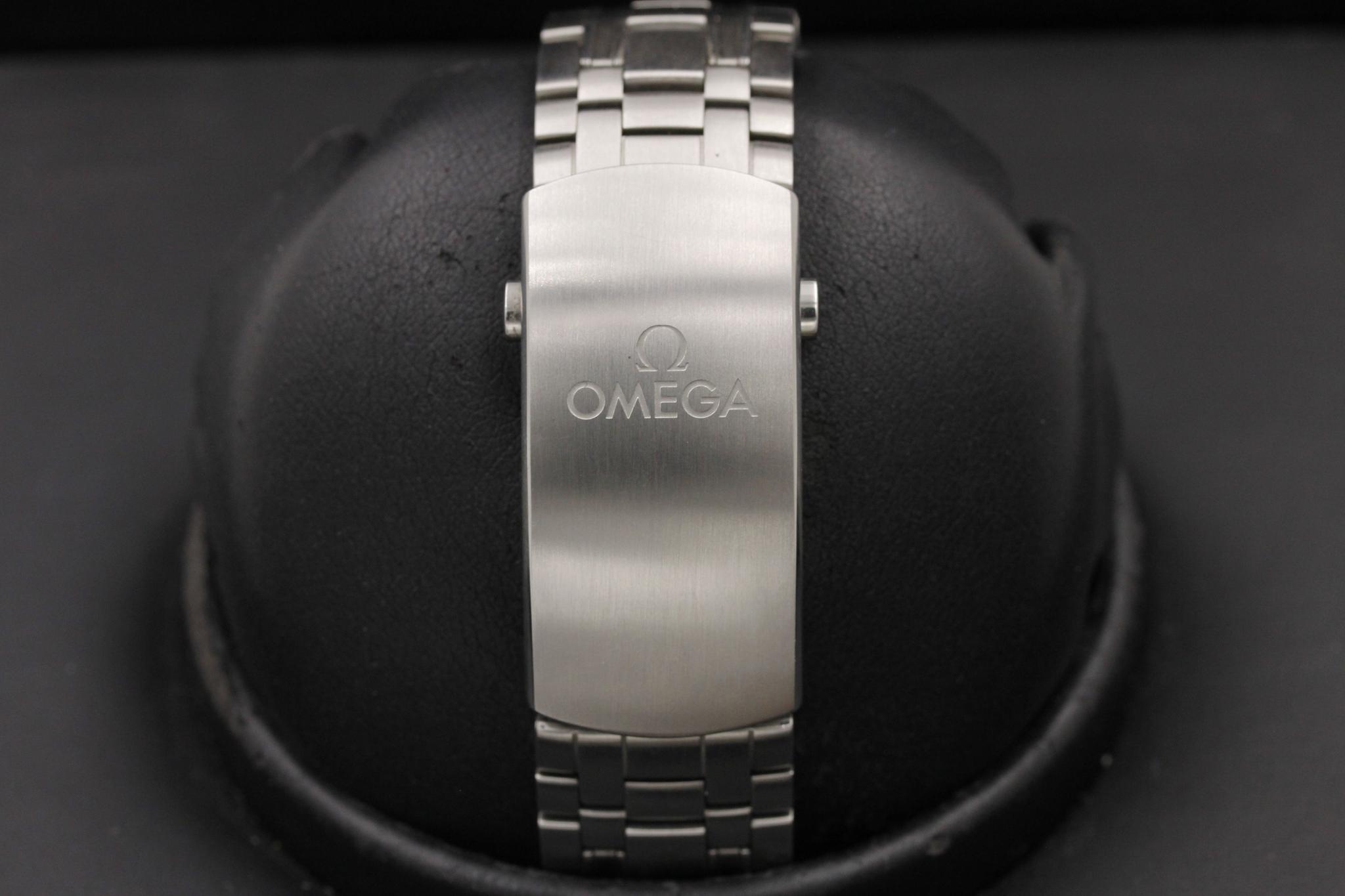Watch Image 8