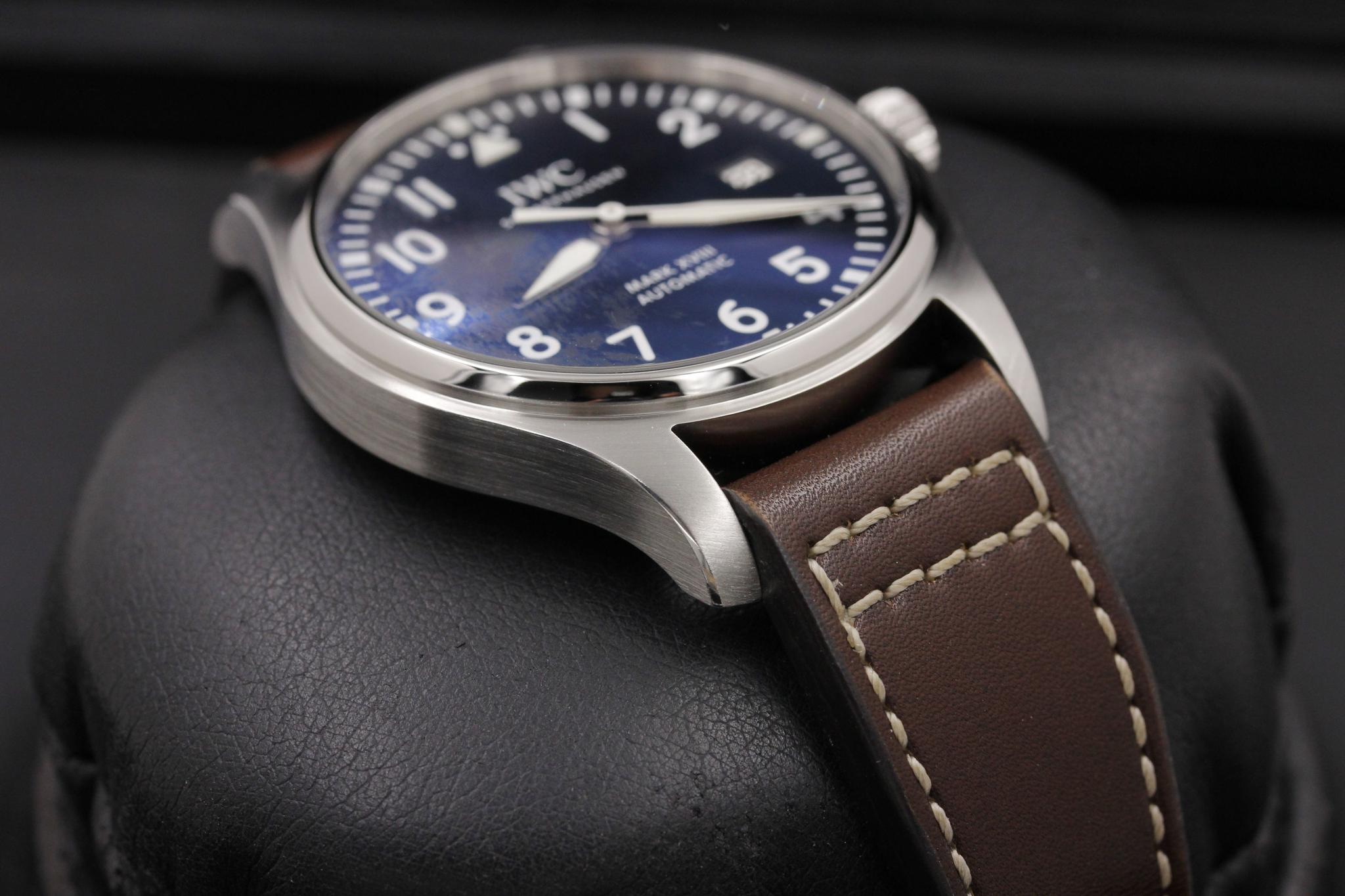 Watch Image 6