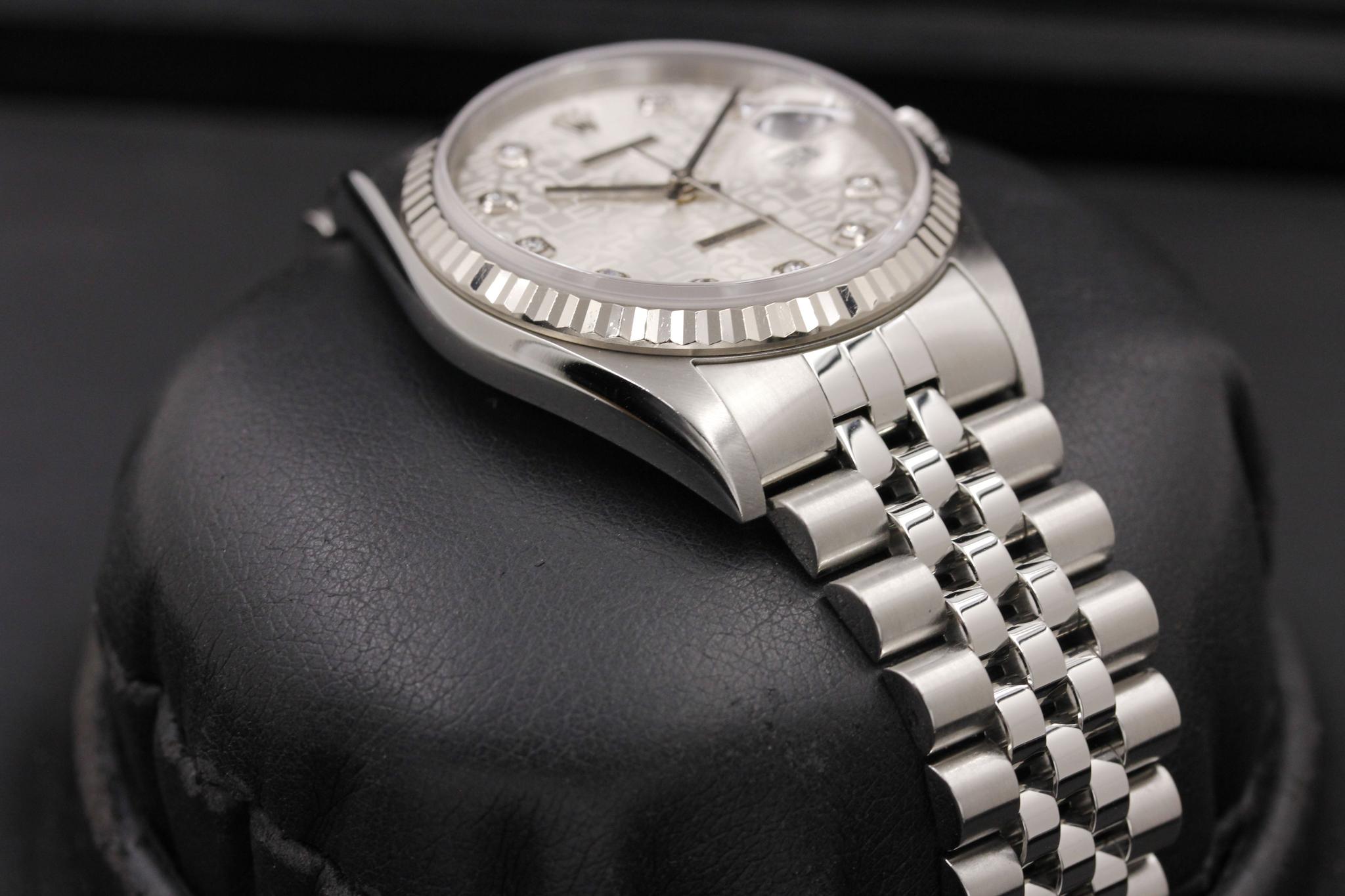 Watch Image 6