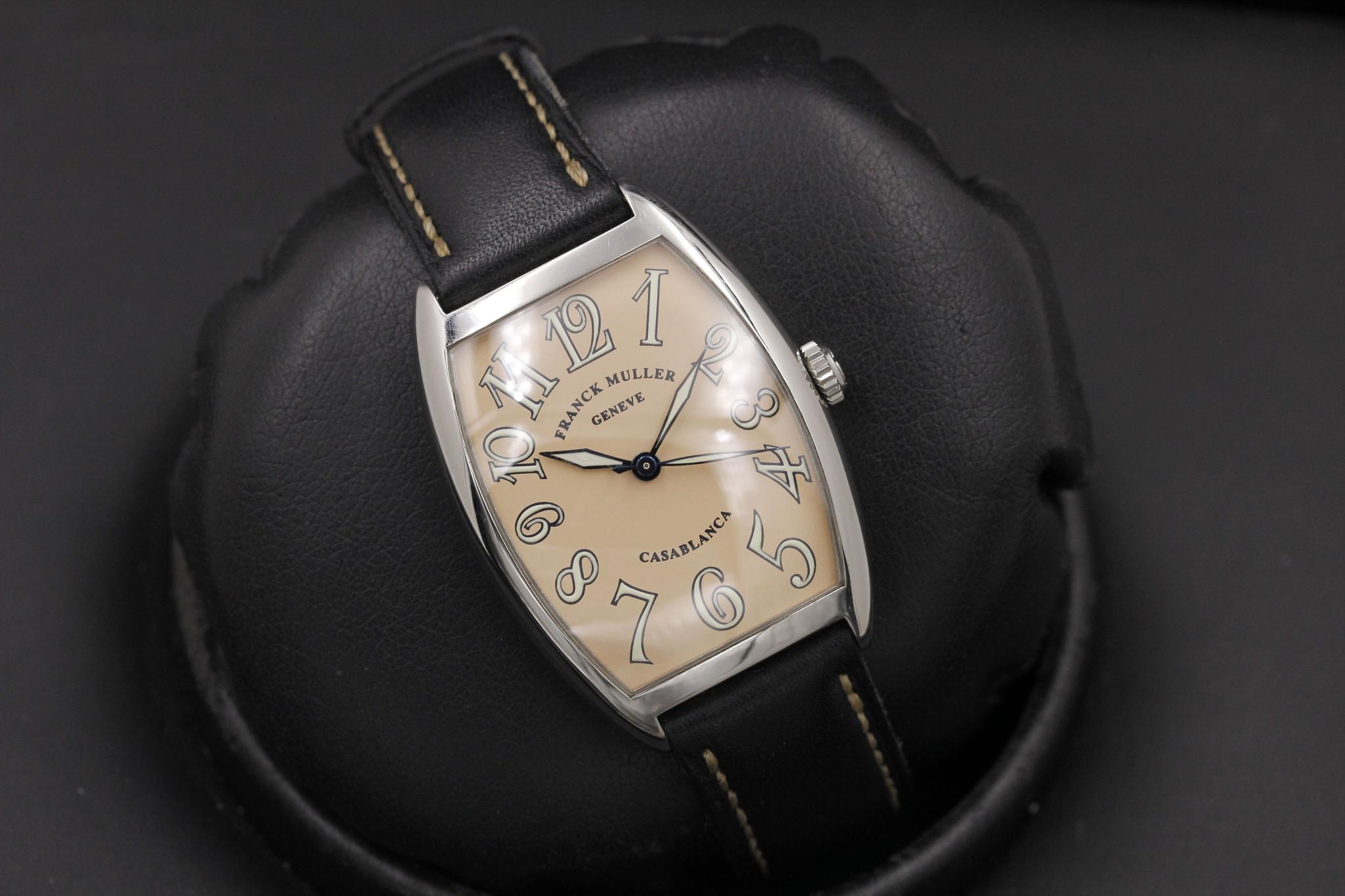 Watch Image 10