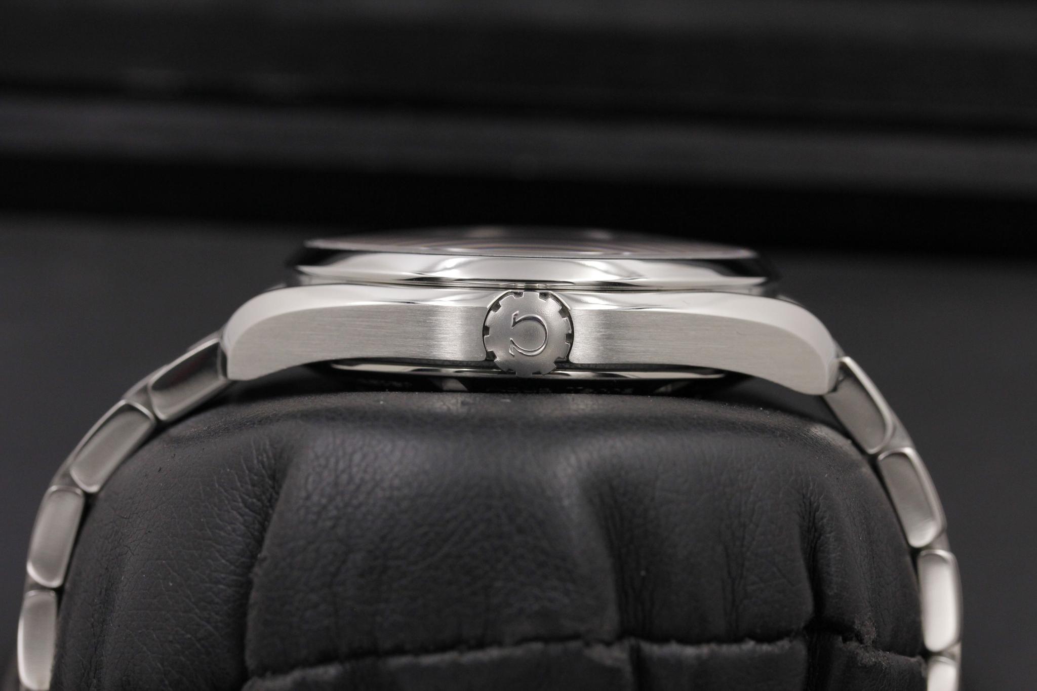 Watch Image 3