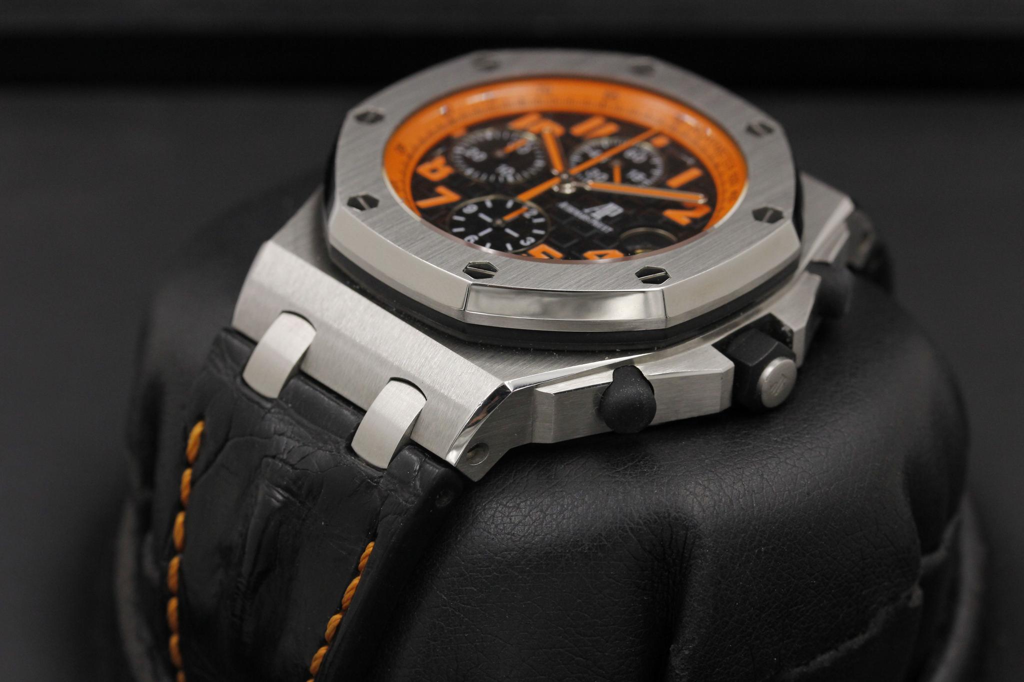 Watch Image 2