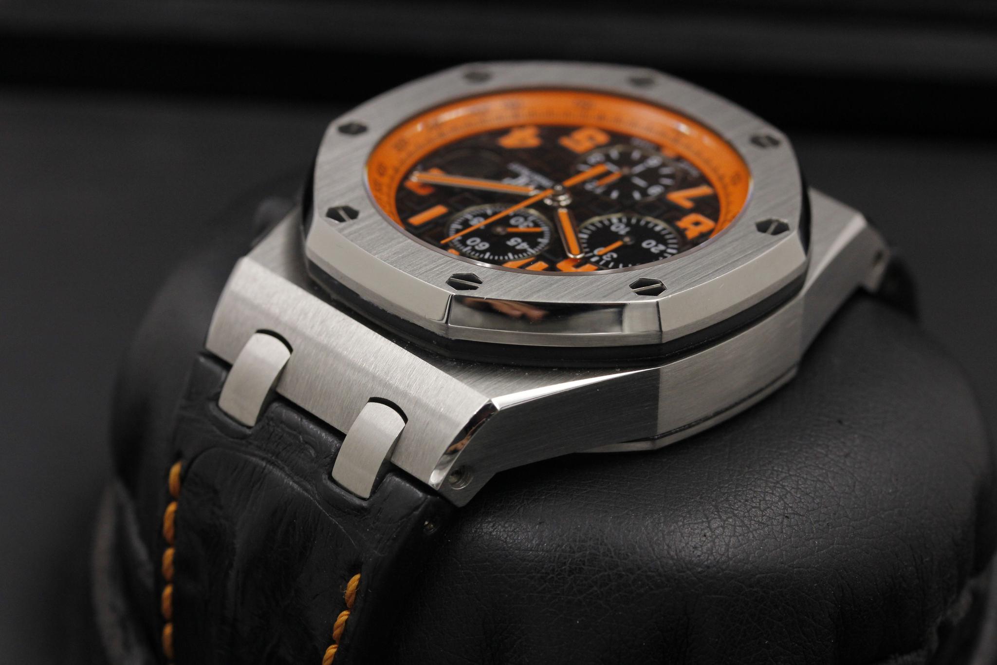 Watch Image 5
