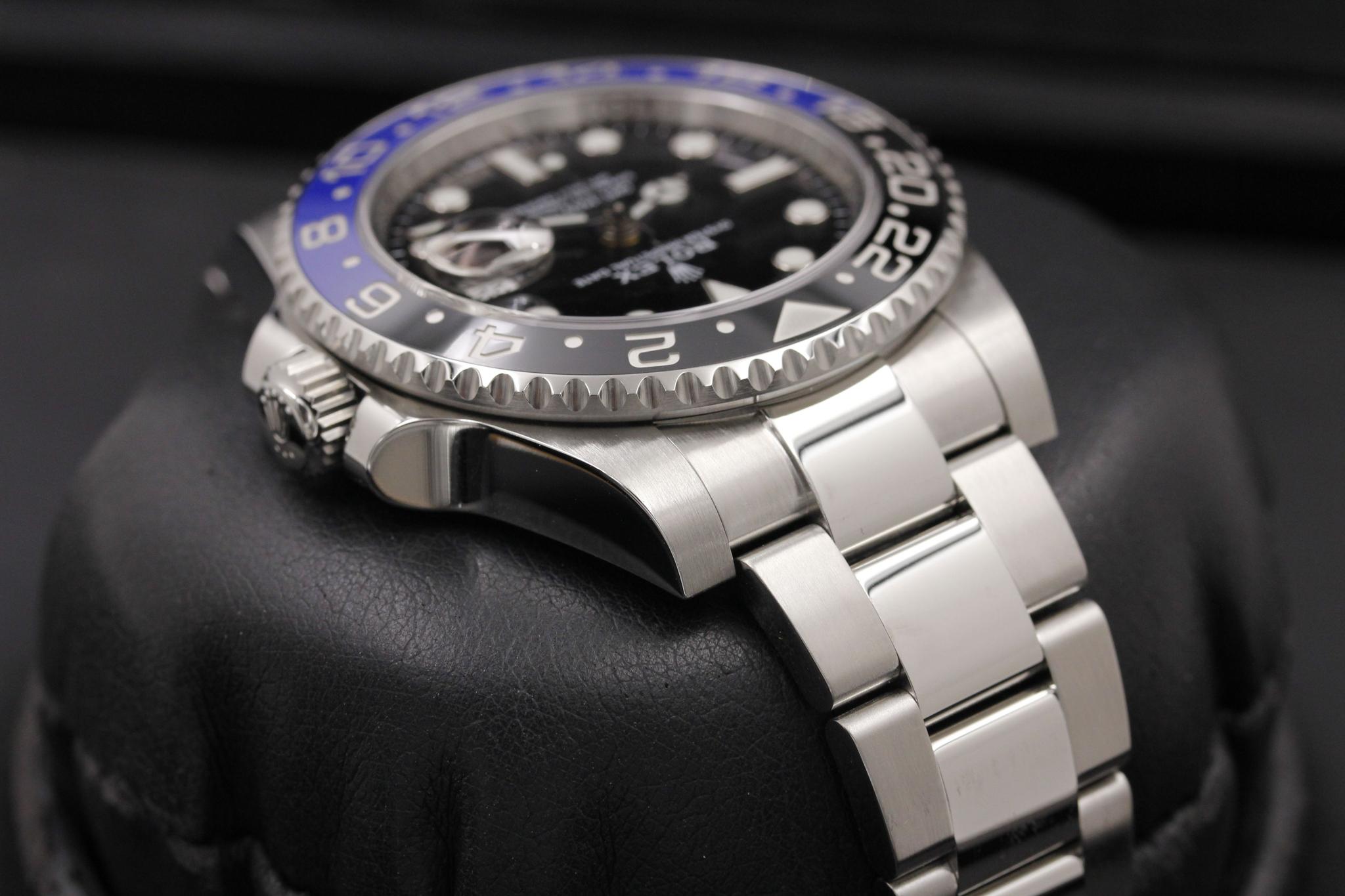 Watch Image 4