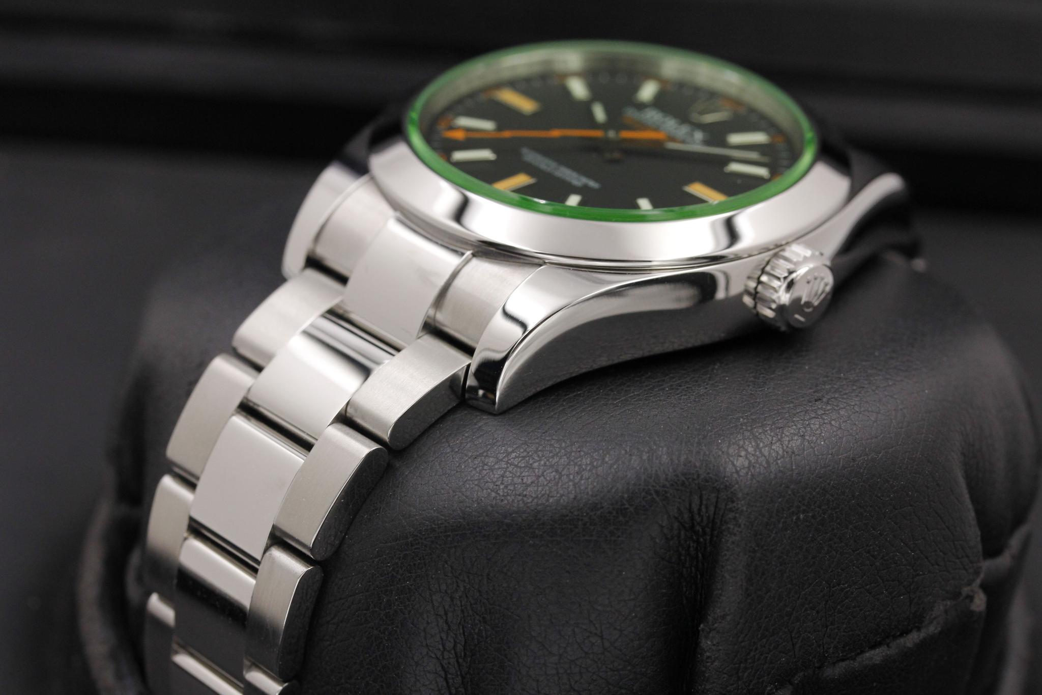 Watch Image 2