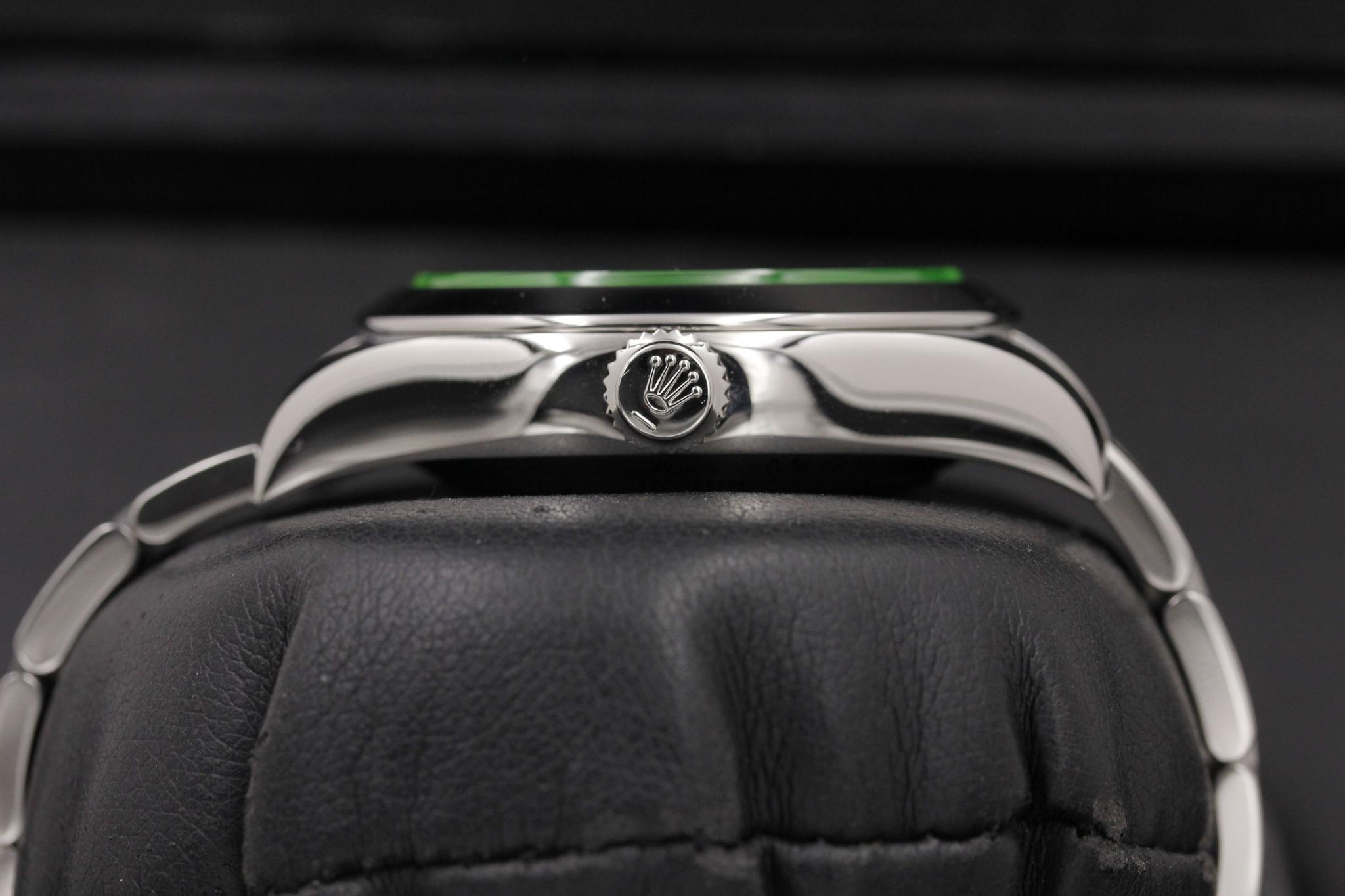 Watch Image 3