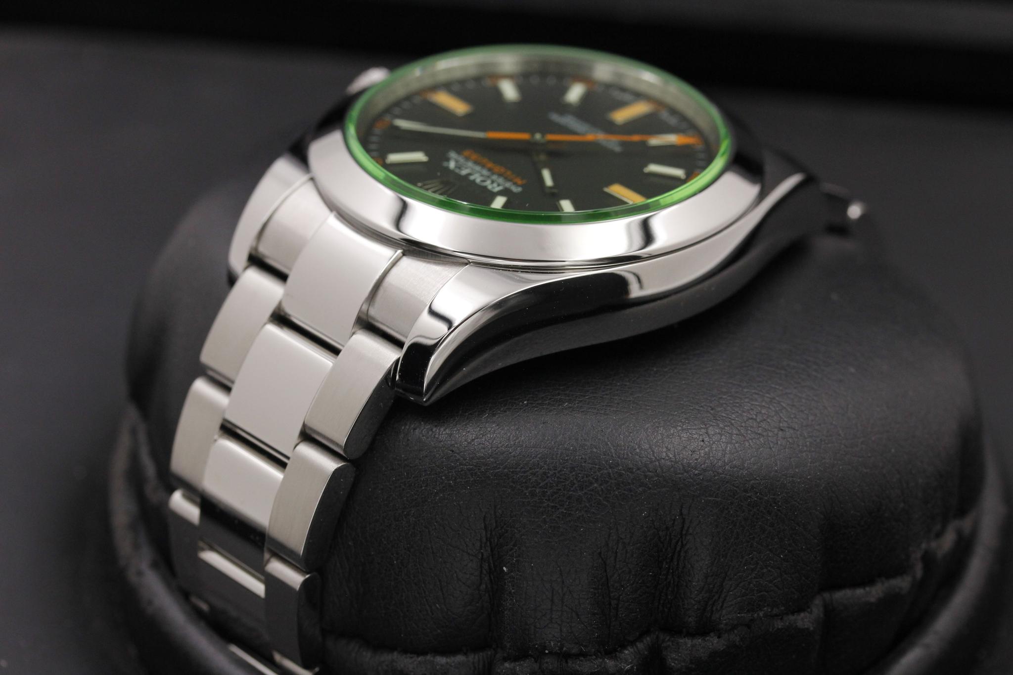 Watch Image 5
