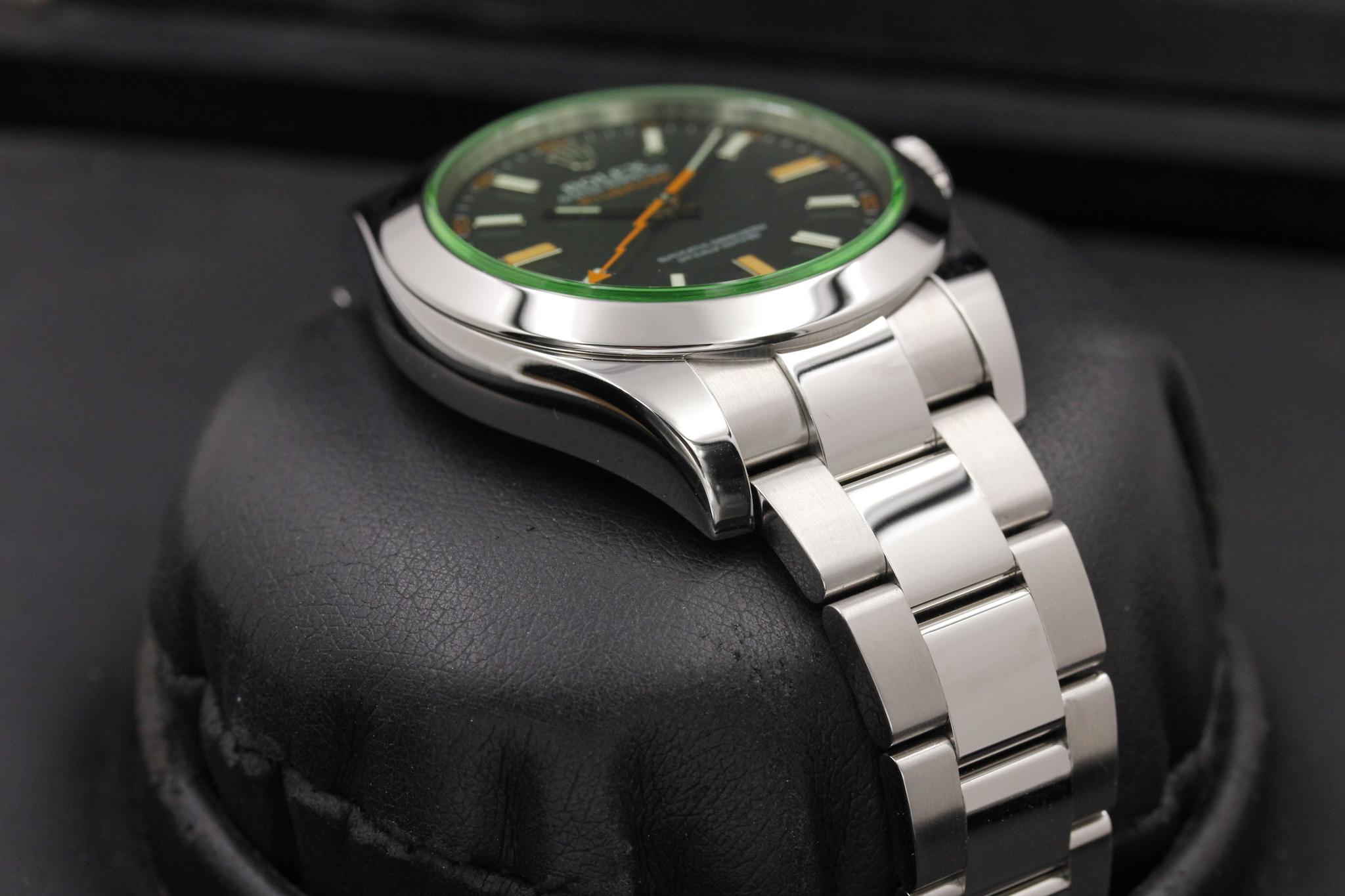 Watch Image 6