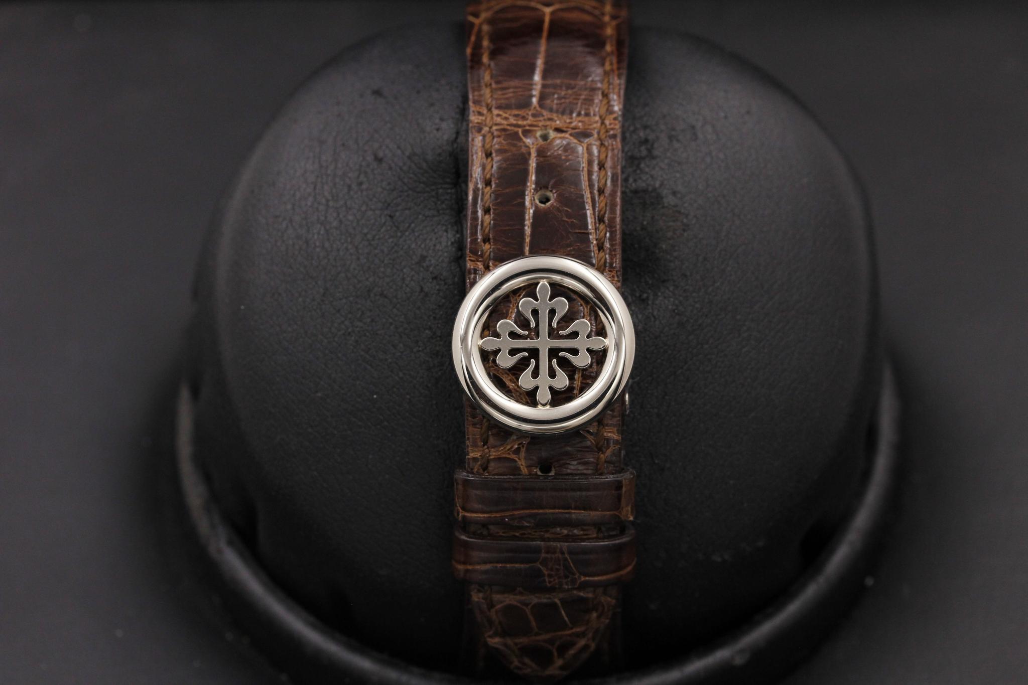 Watch Image 8