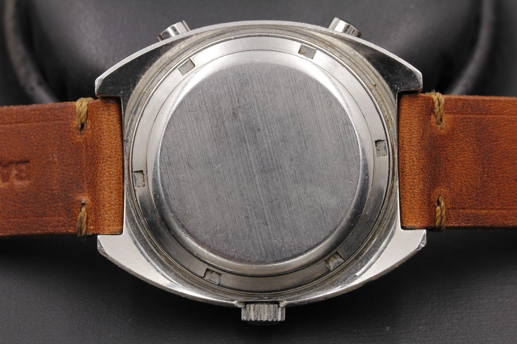 Watch Image 8