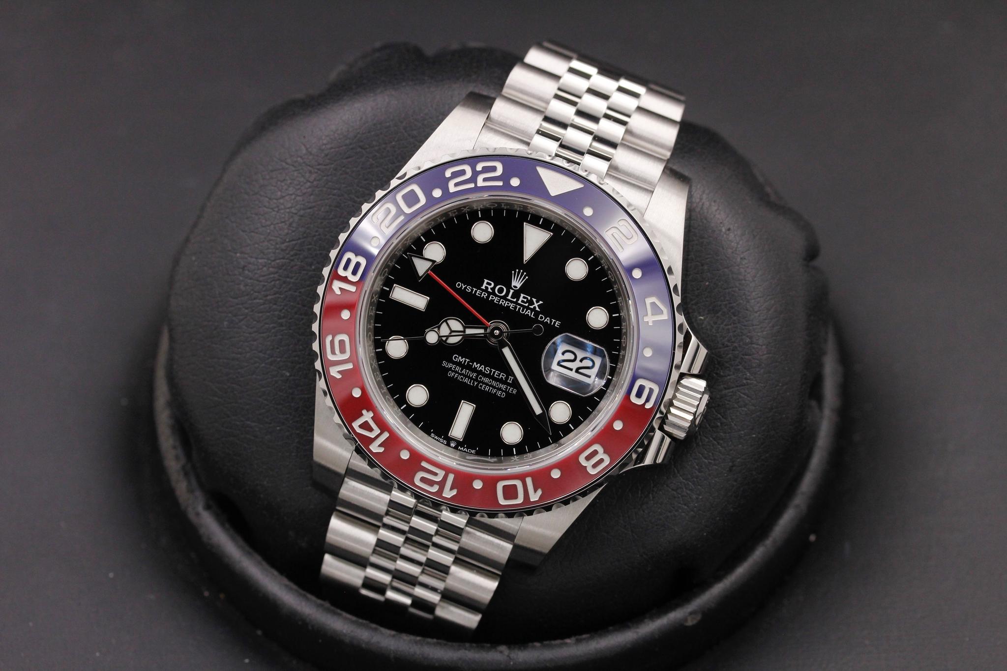 Watch Image 9