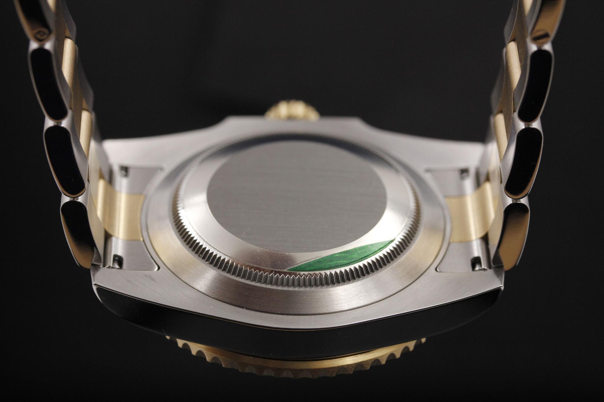 Watch Image 7