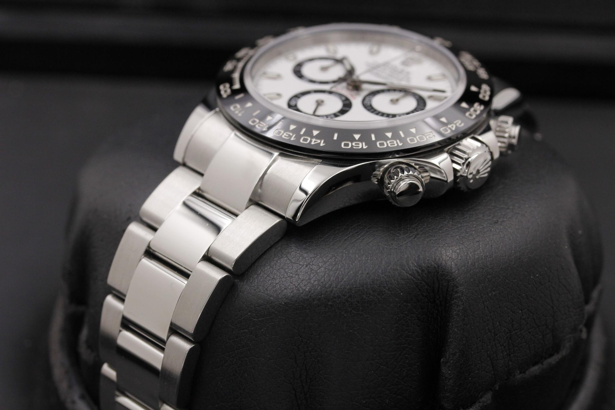 Watch Image 2