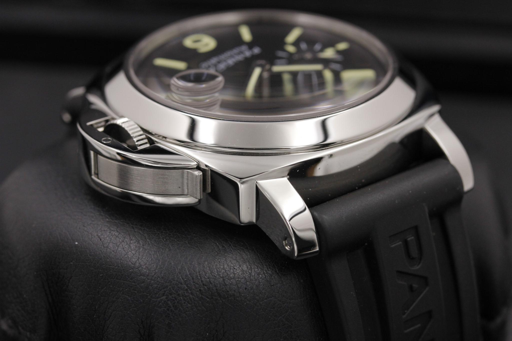 Watch Image 4