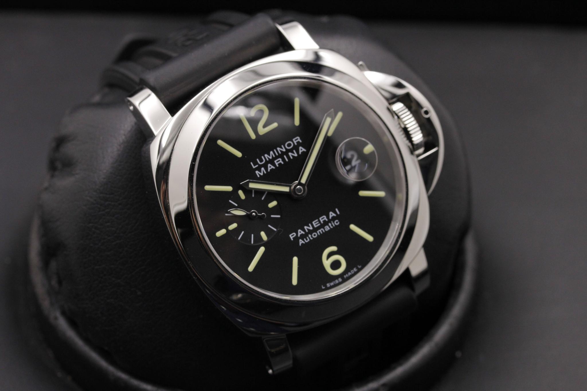 Watch Image 10