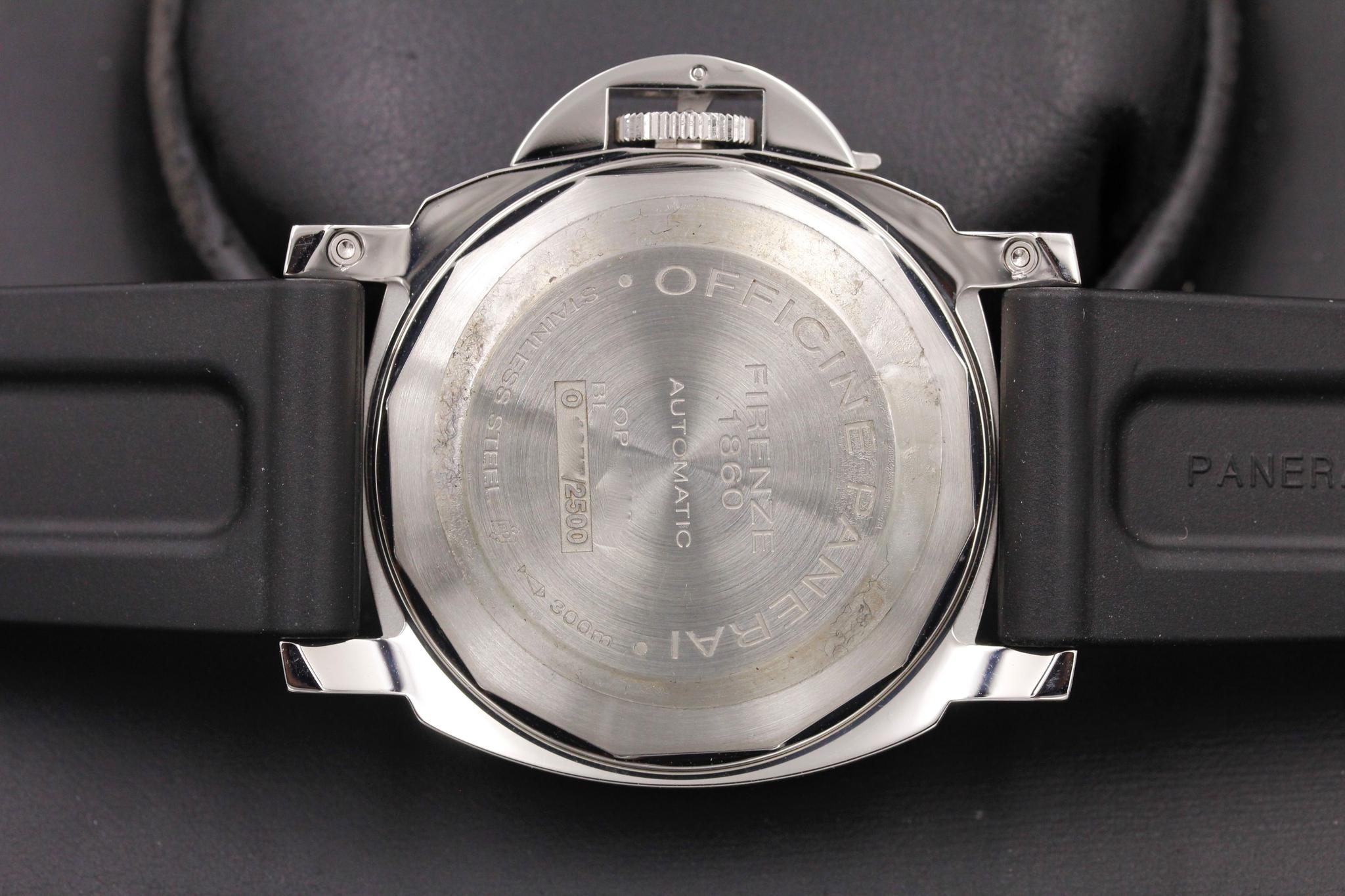 Watch Image 7