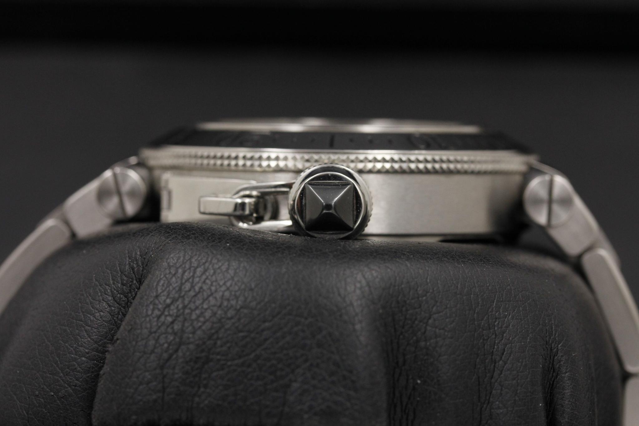 Watch Image 3