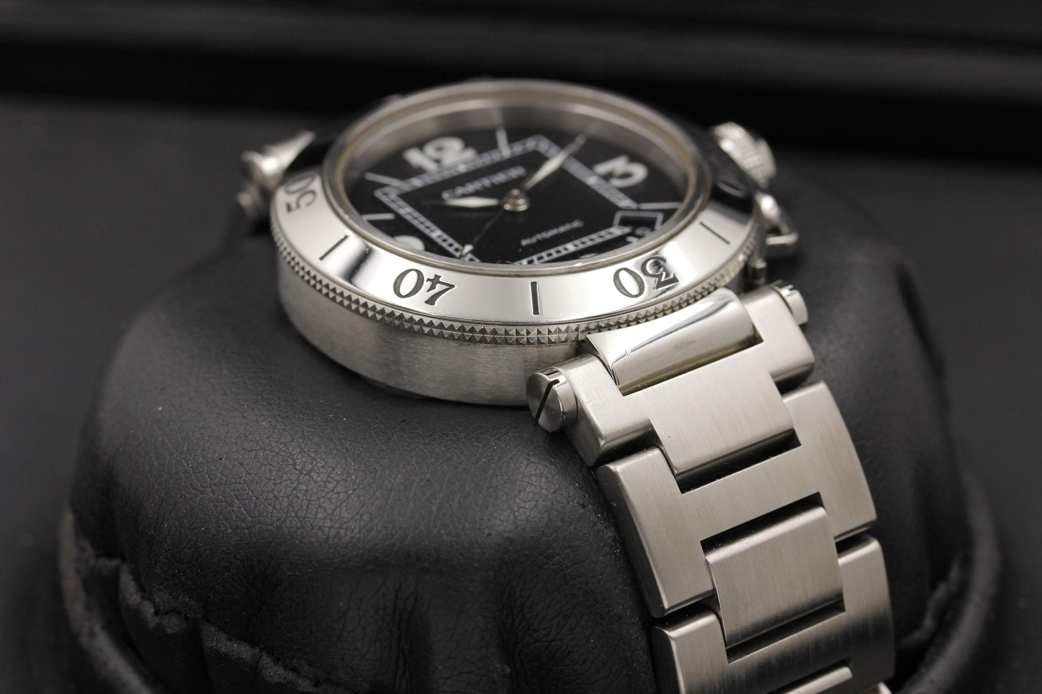 Watch Image 6