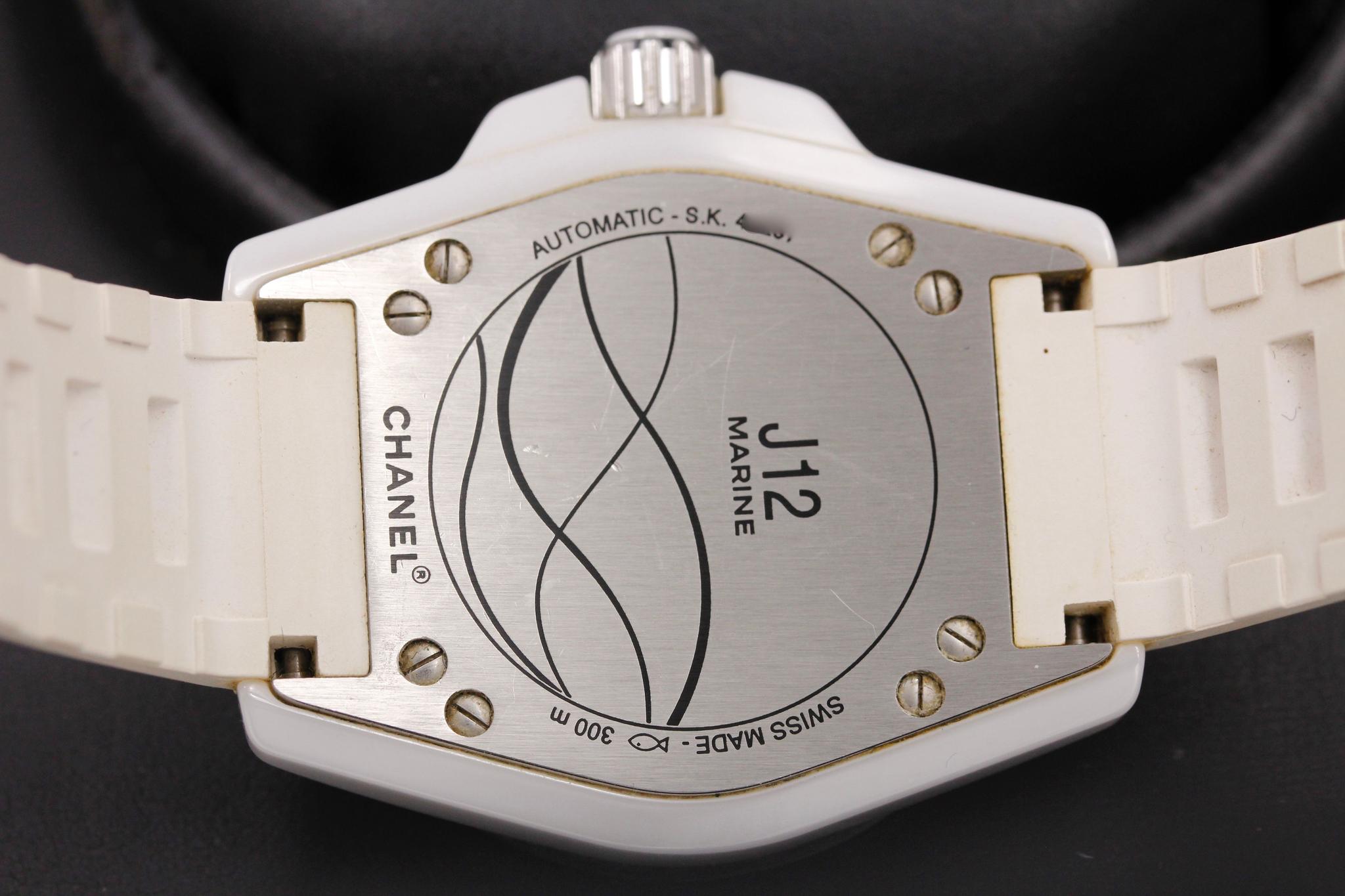 Watch Image 7