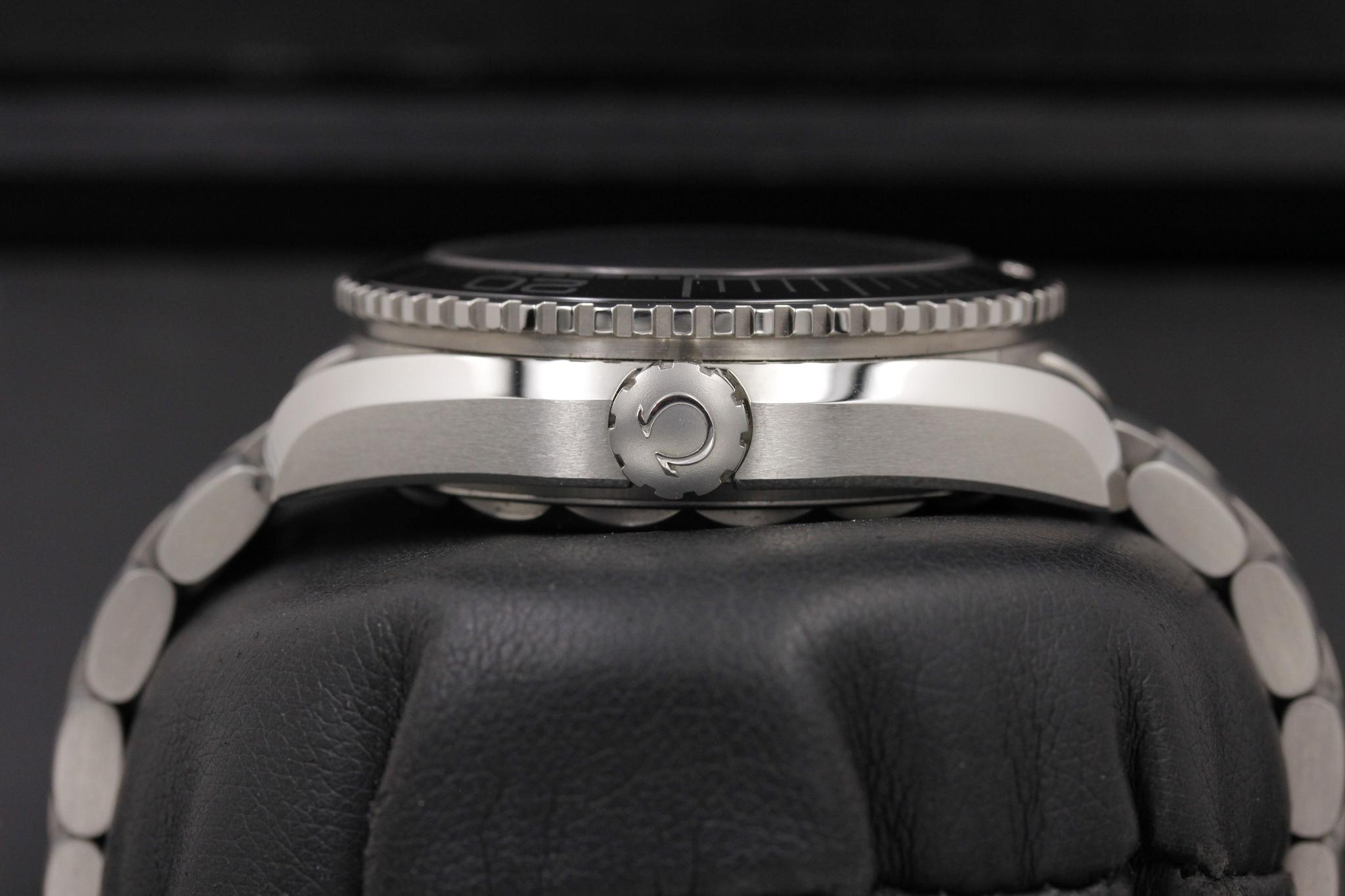 Watch Image 3