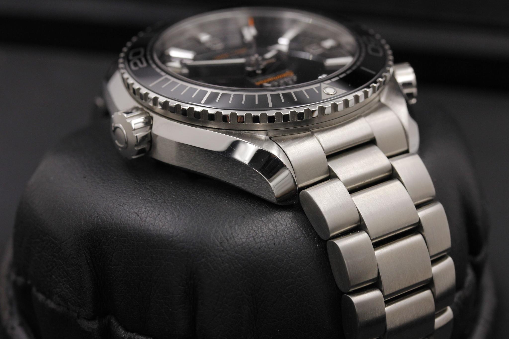 Watch Image 4