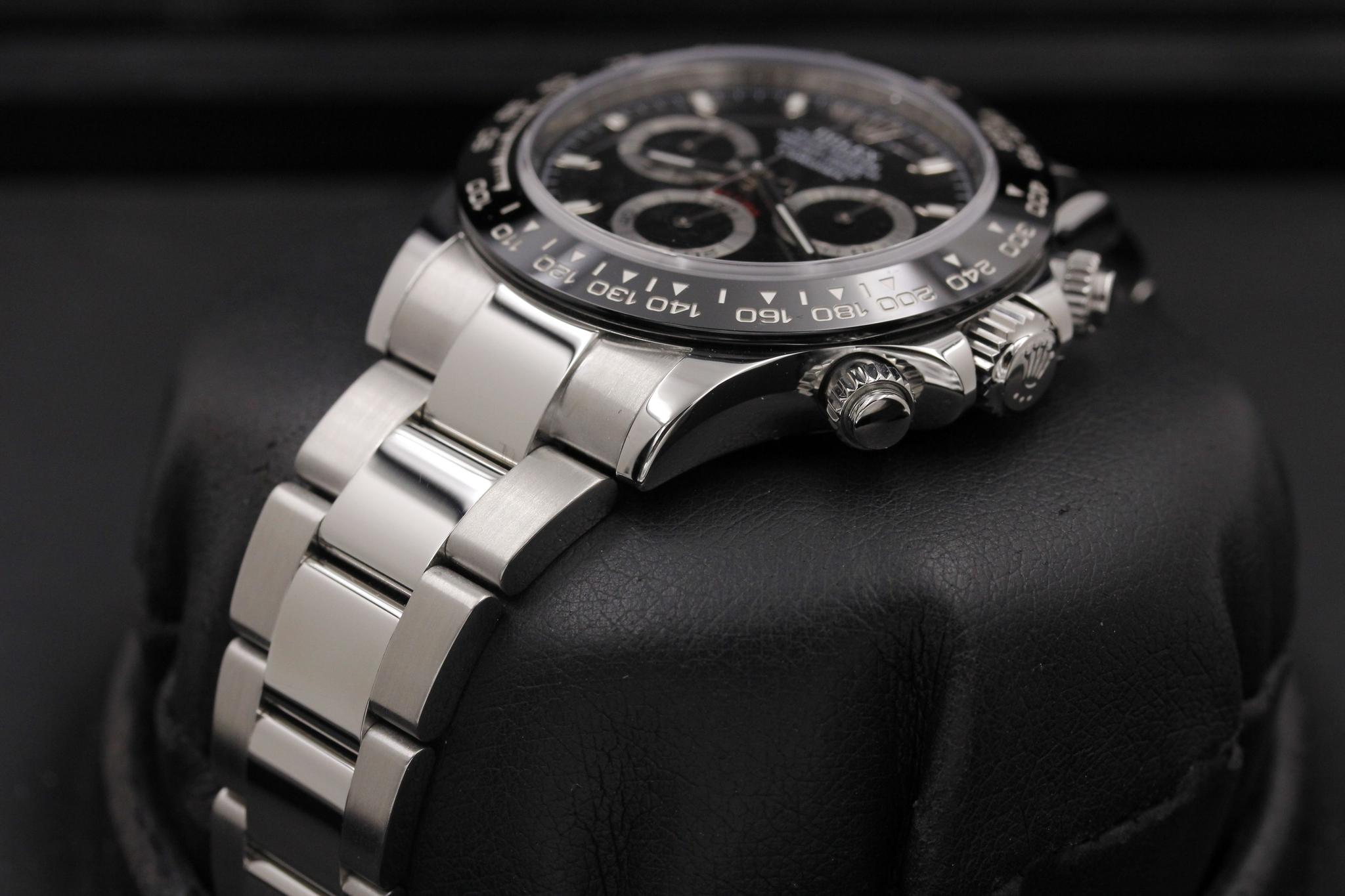 Watch Image 2