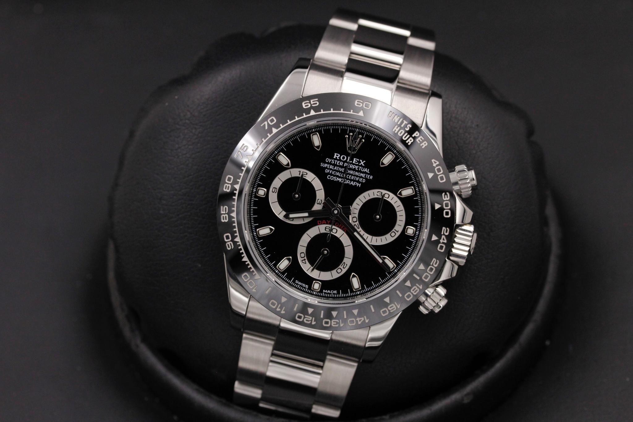 Watch Image 9
