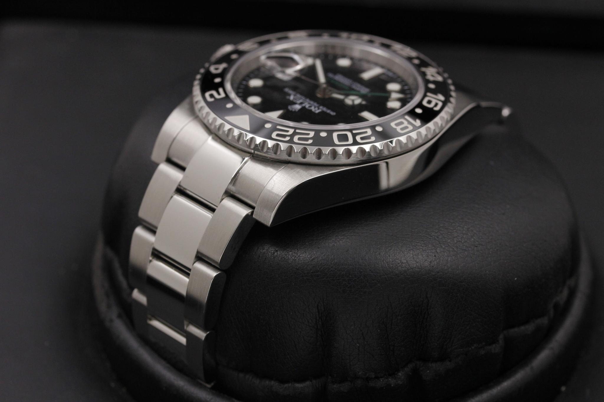 Watch Image 5