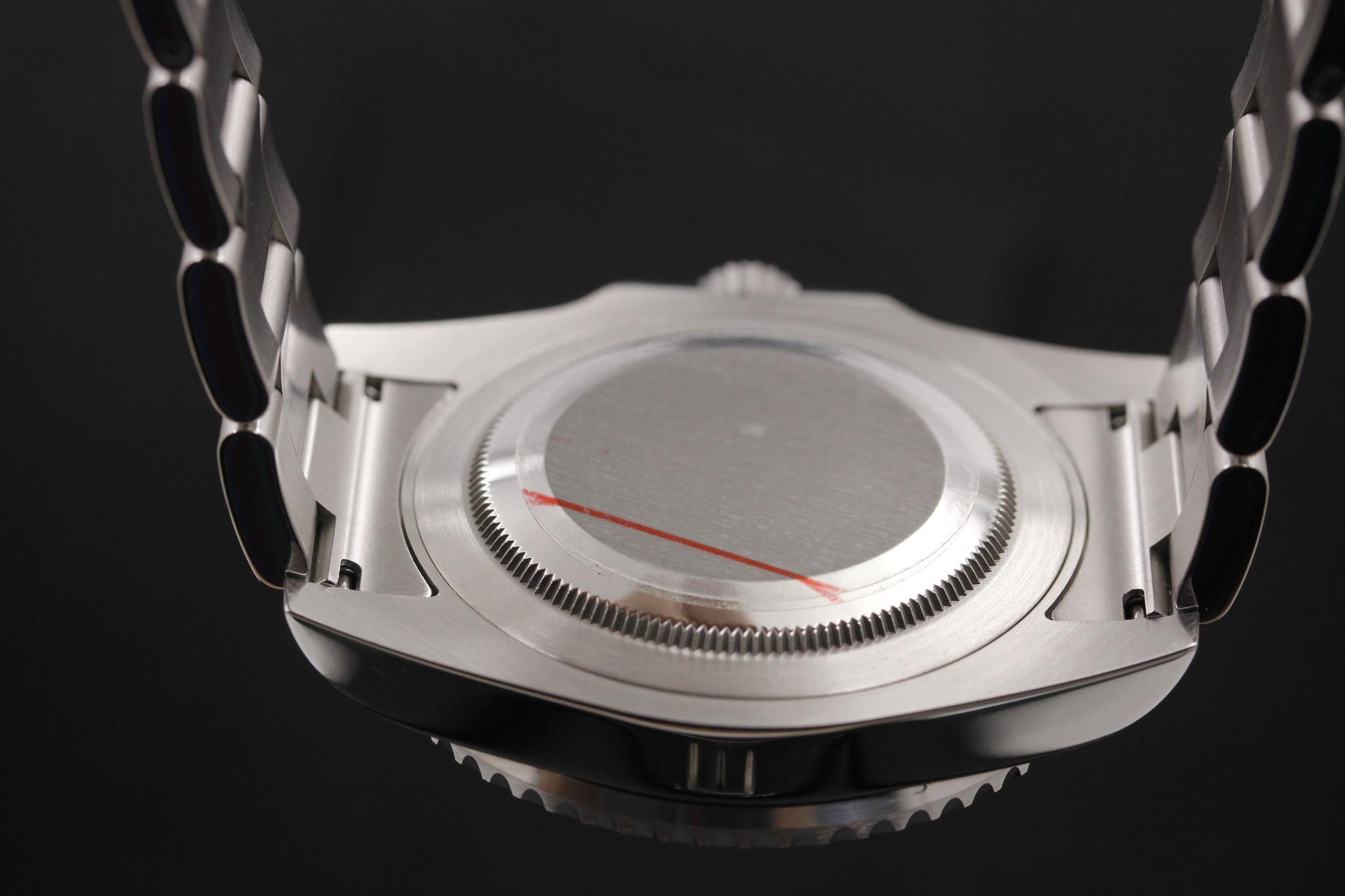 Watch Image 7