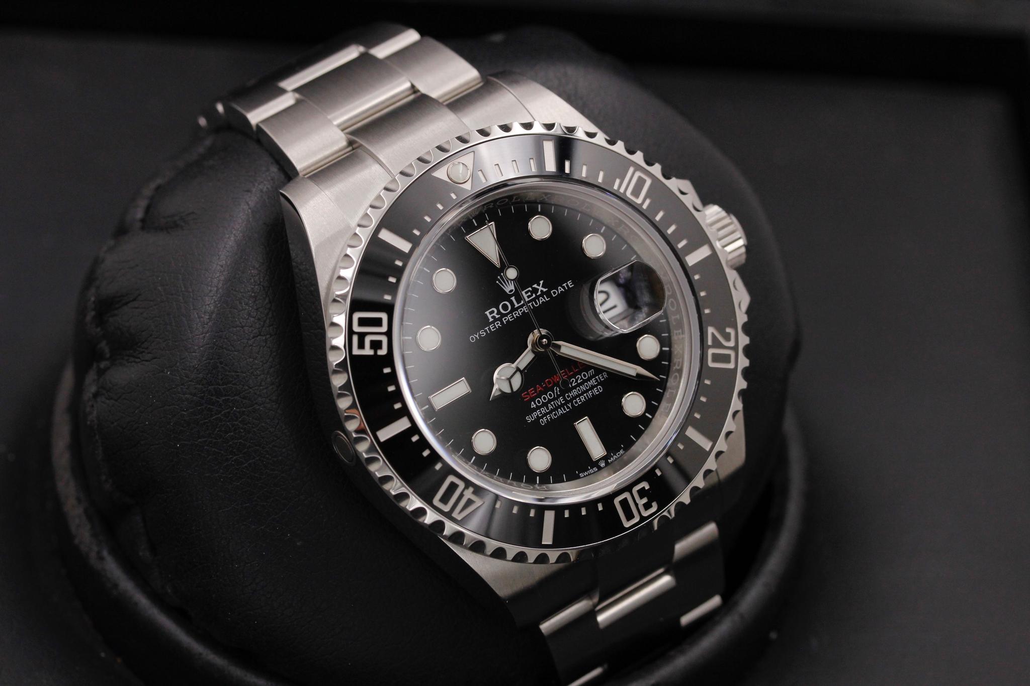 Watch Image 10