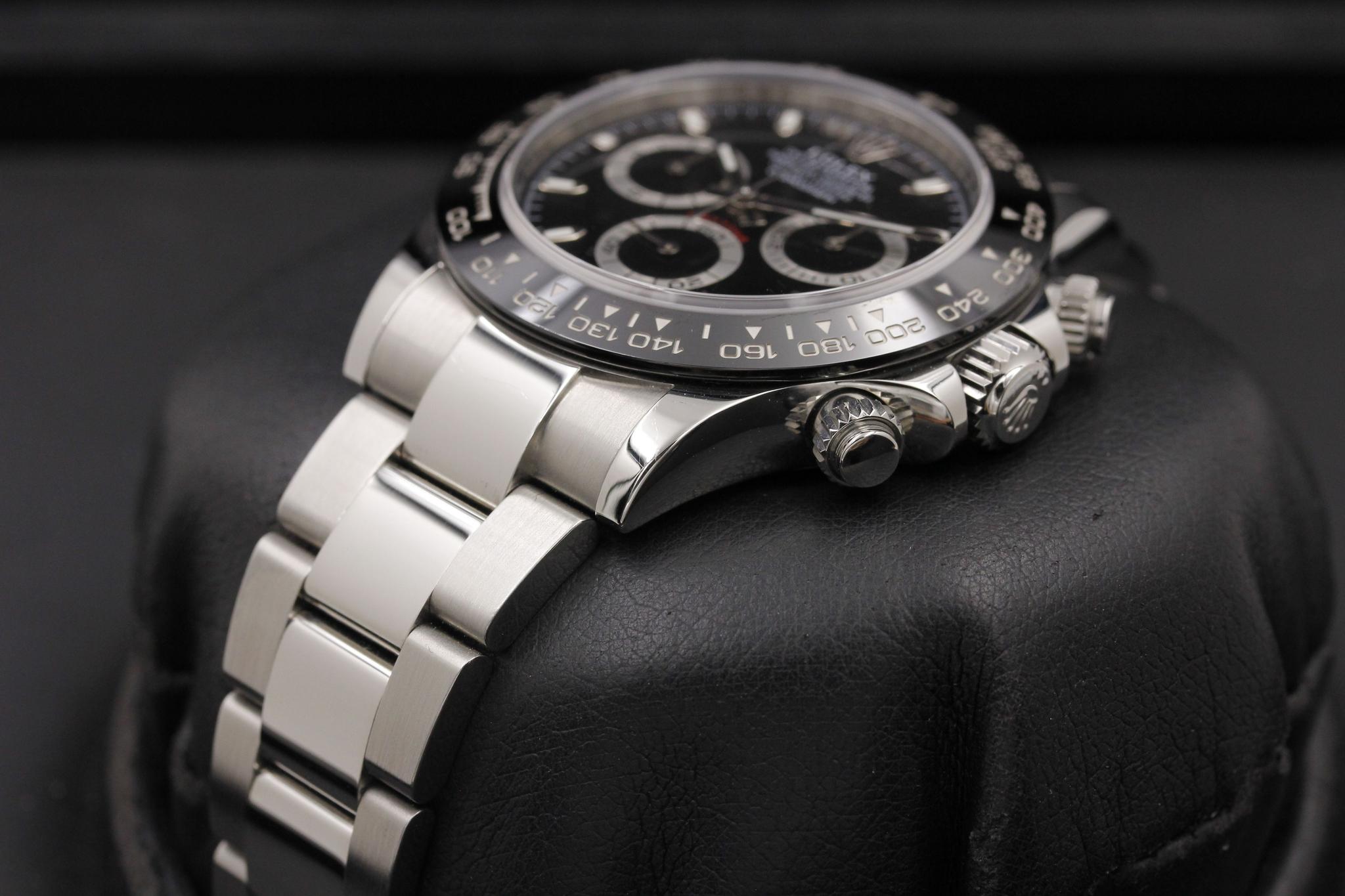 Watch Image 2