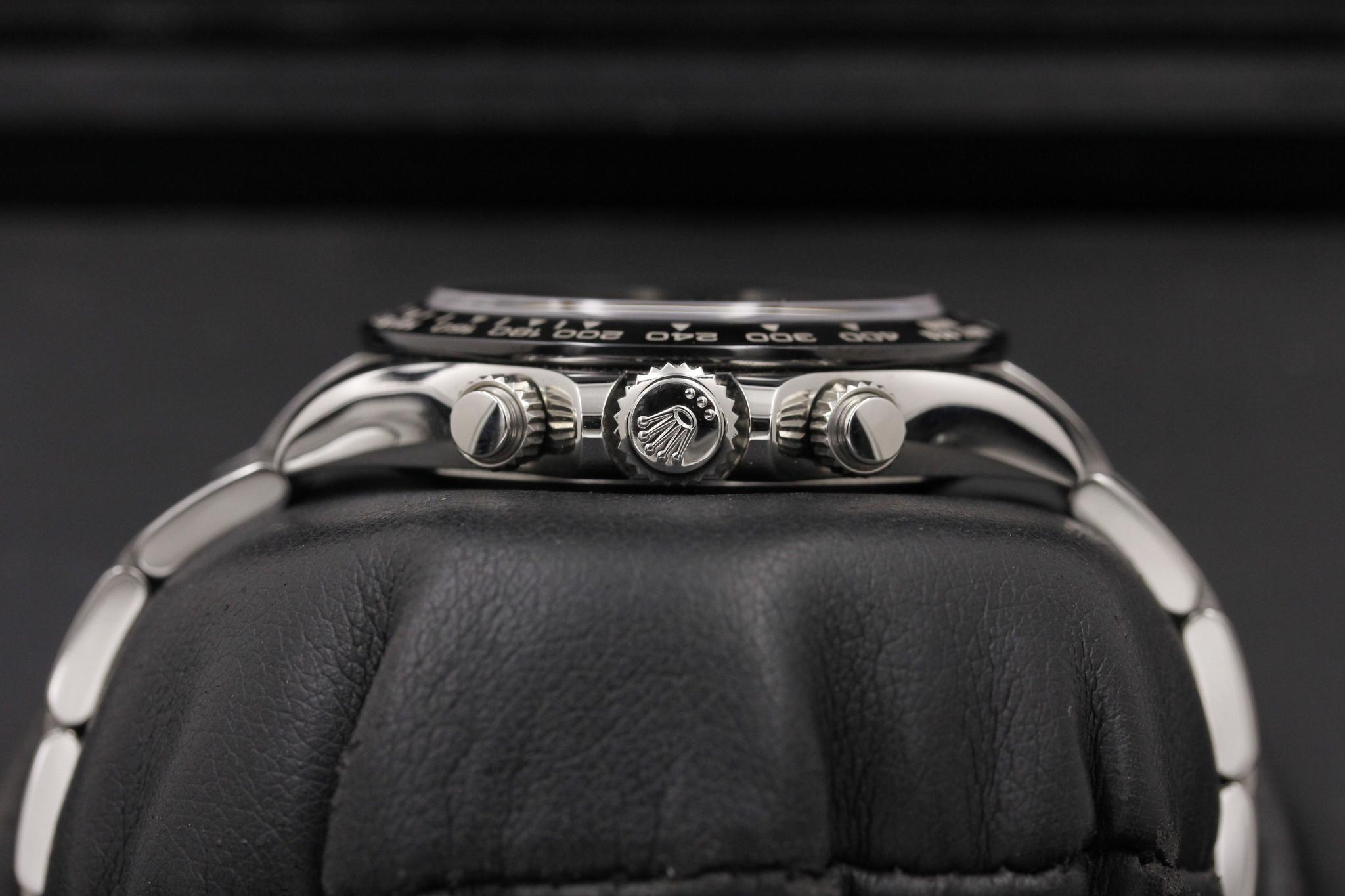 Watch Image 3