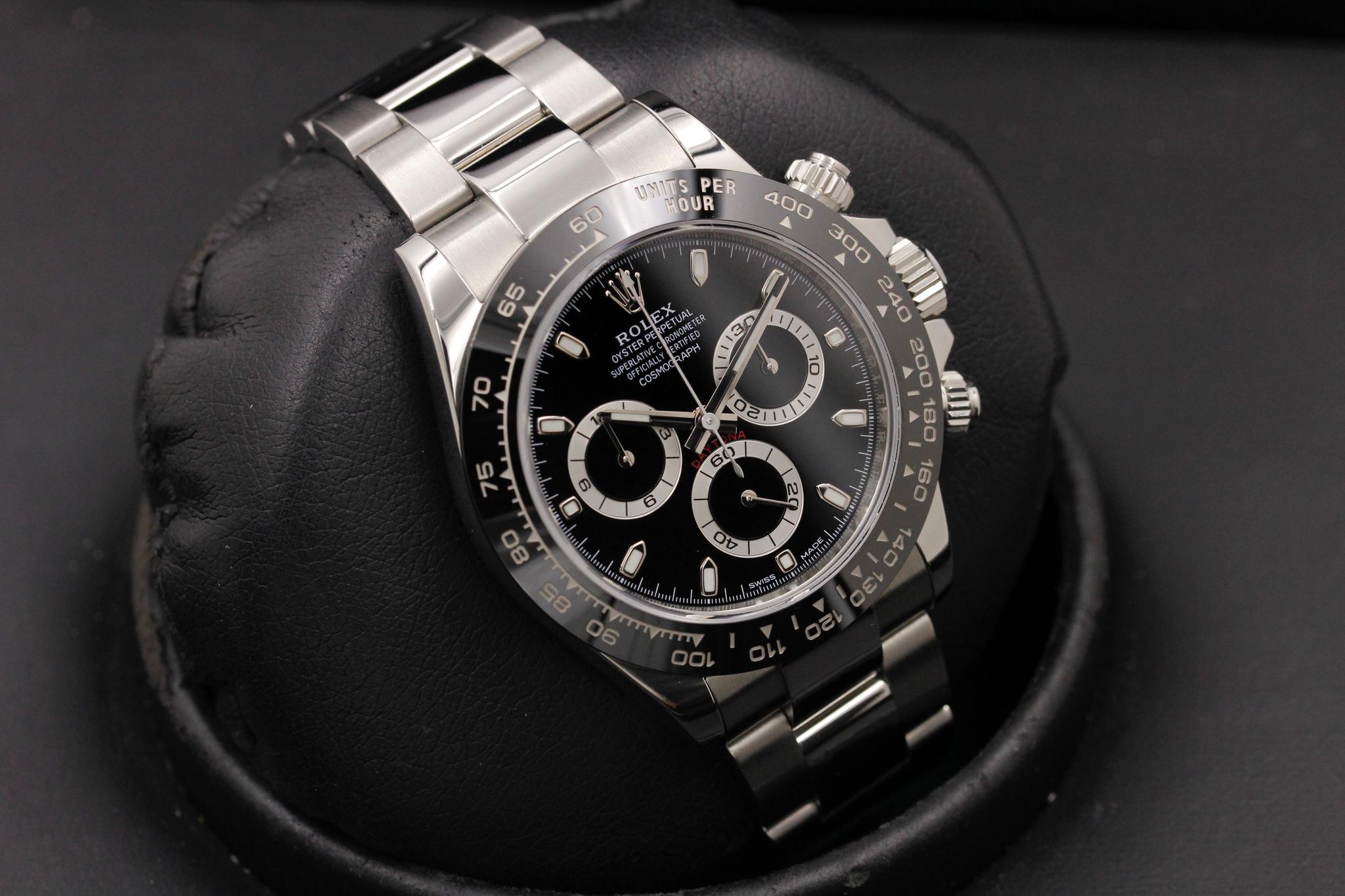 Watch Image 10