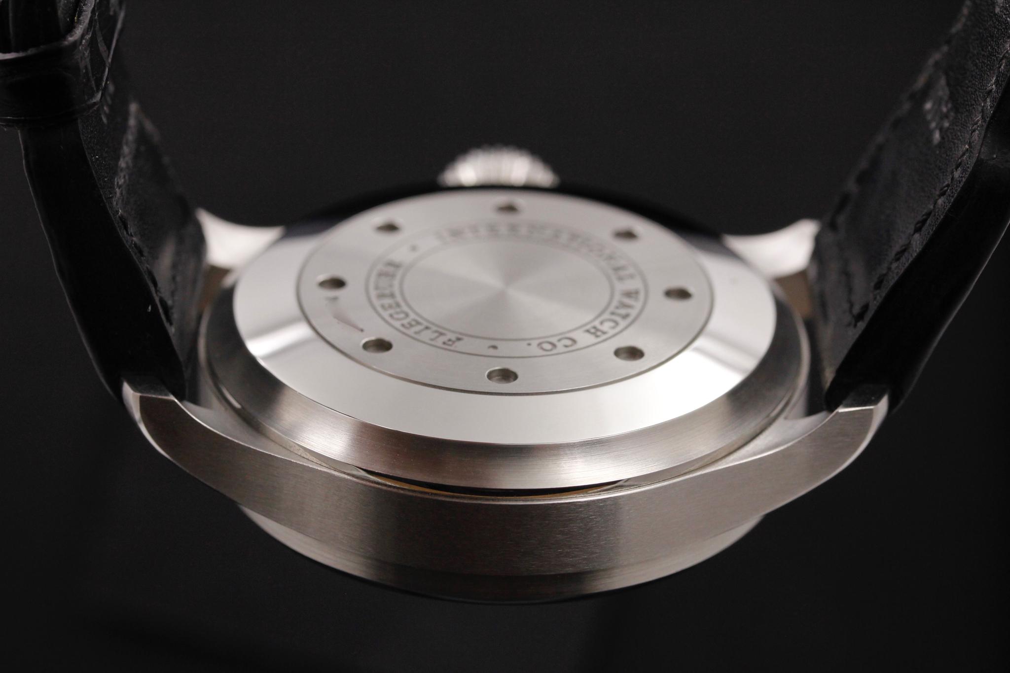 Watch Image 7