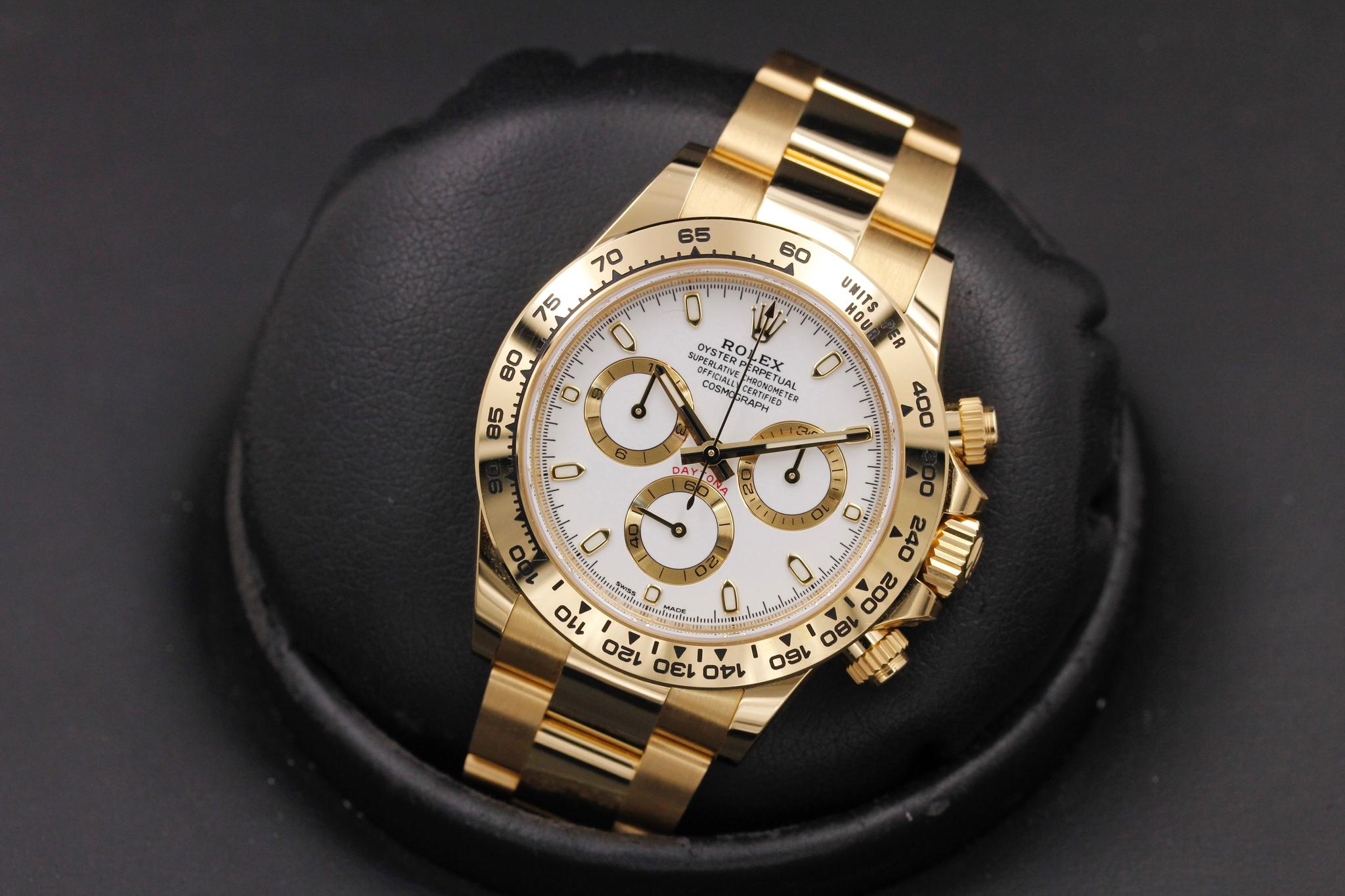 Watch Image 9