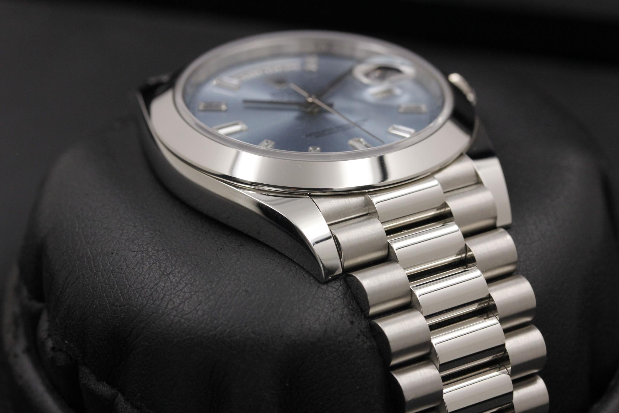Watch Image 6