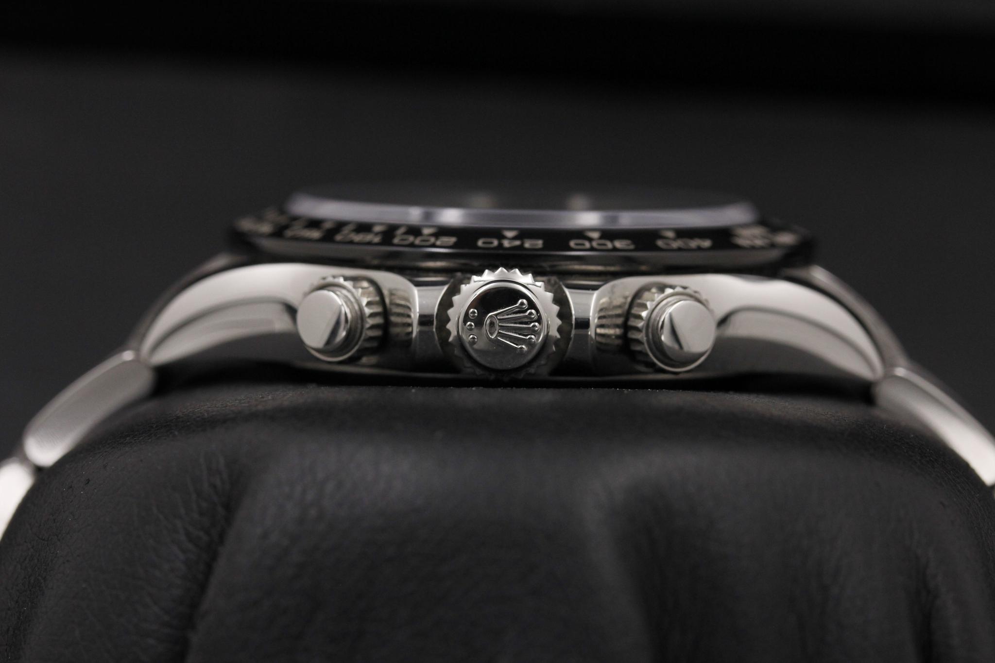 Watch Image 3