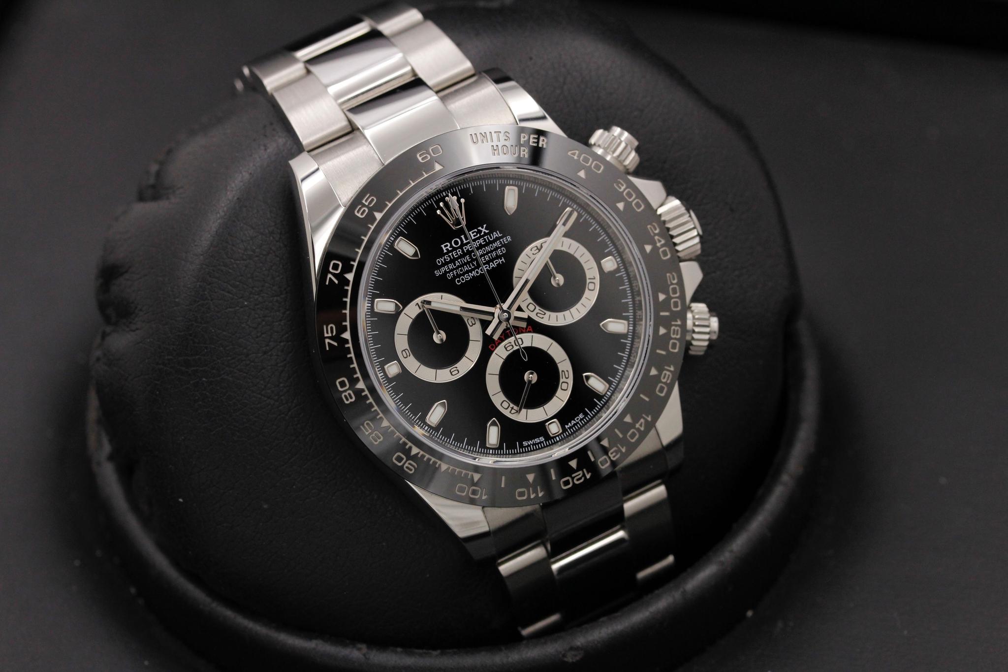 Watch Image 10