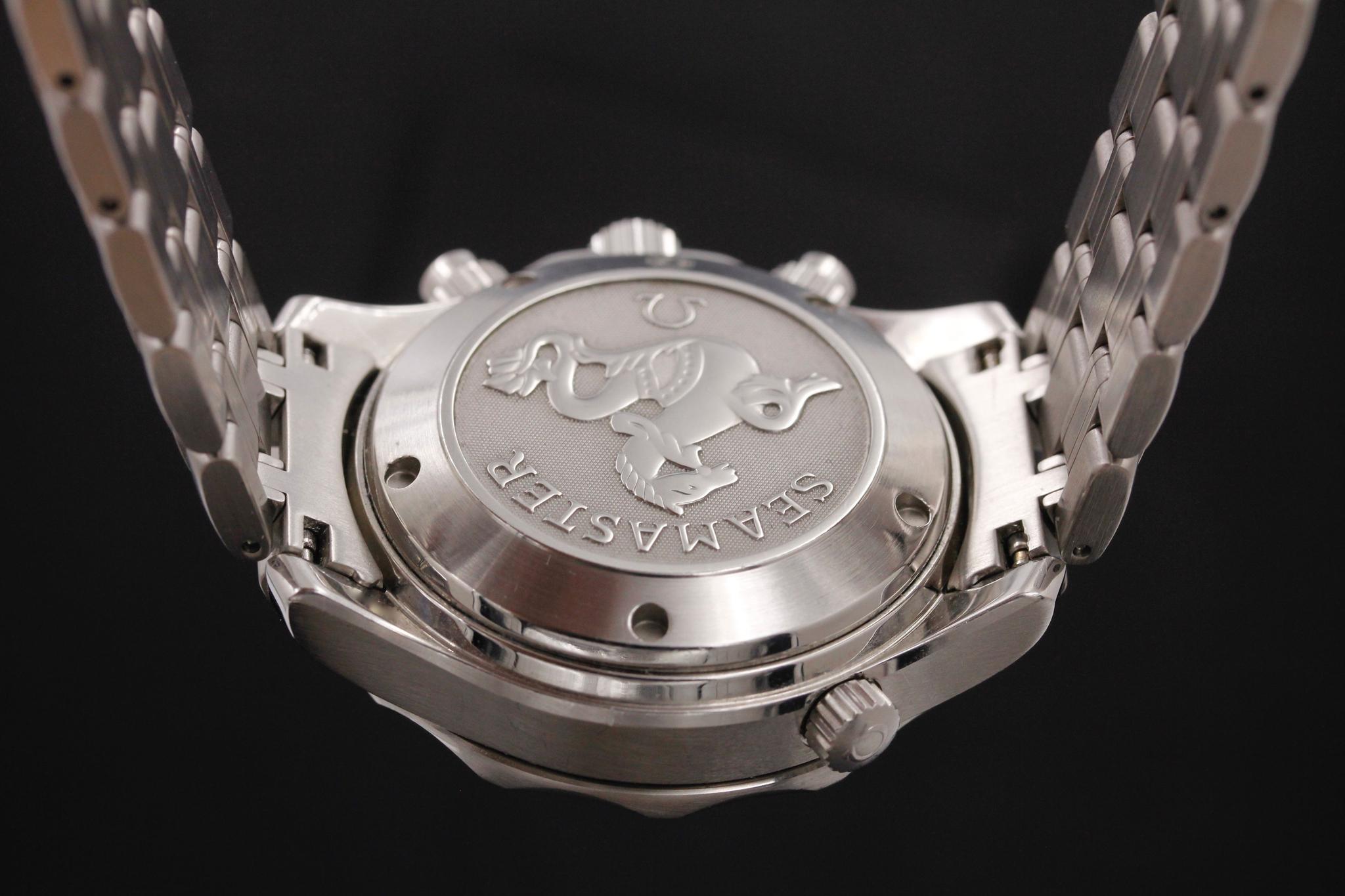 Watch Image 7