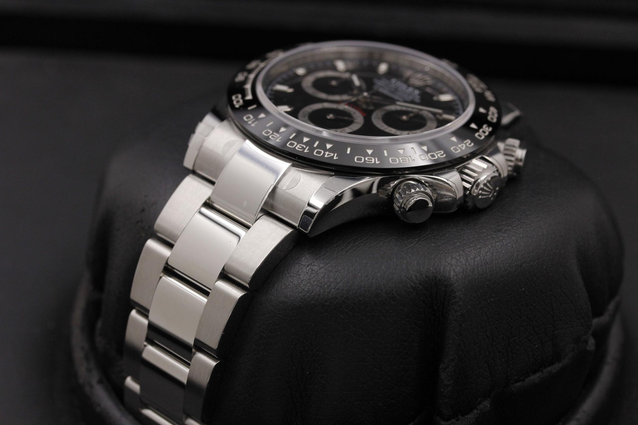 Watch Image 2