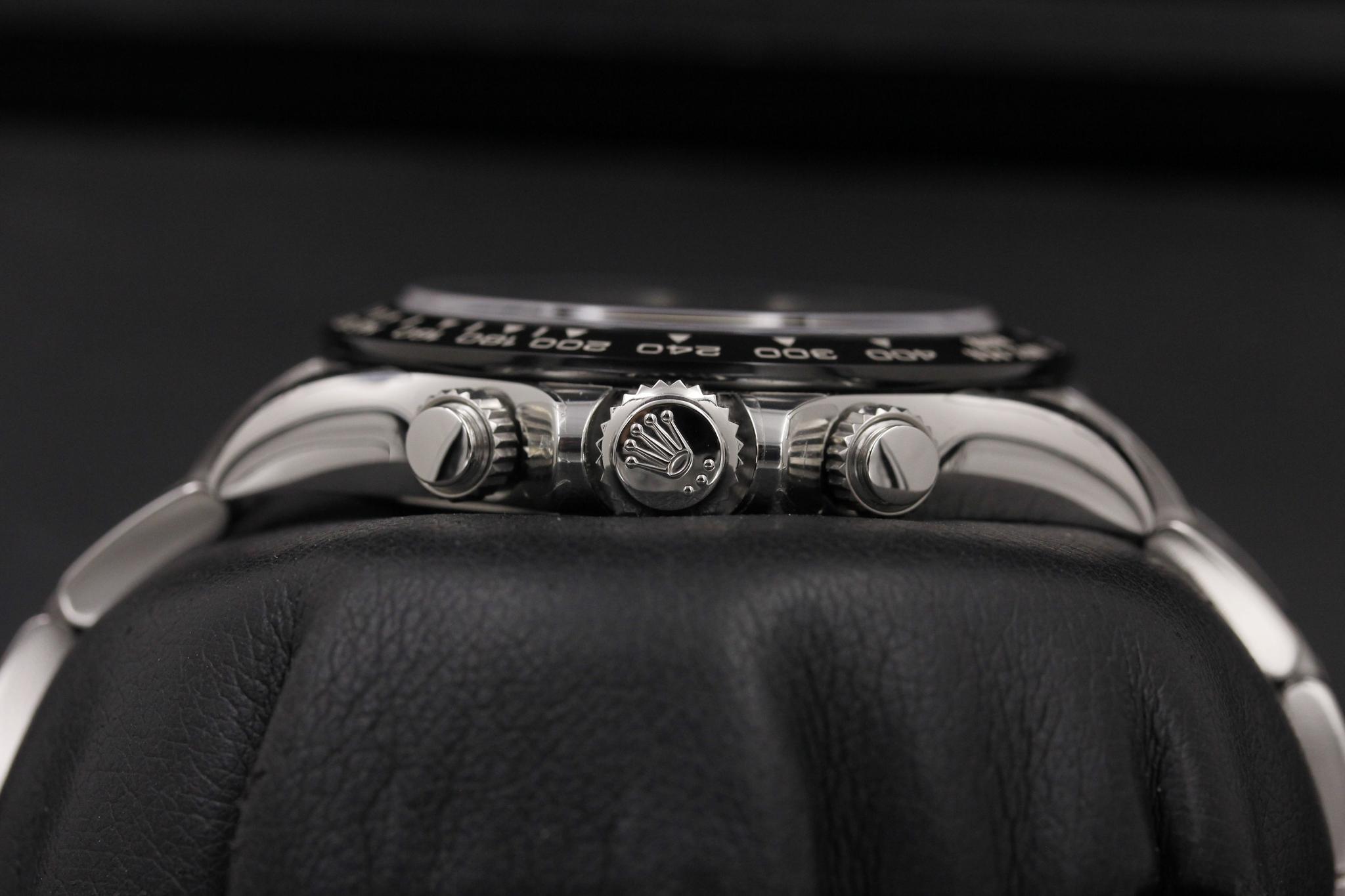 Watch Image 3