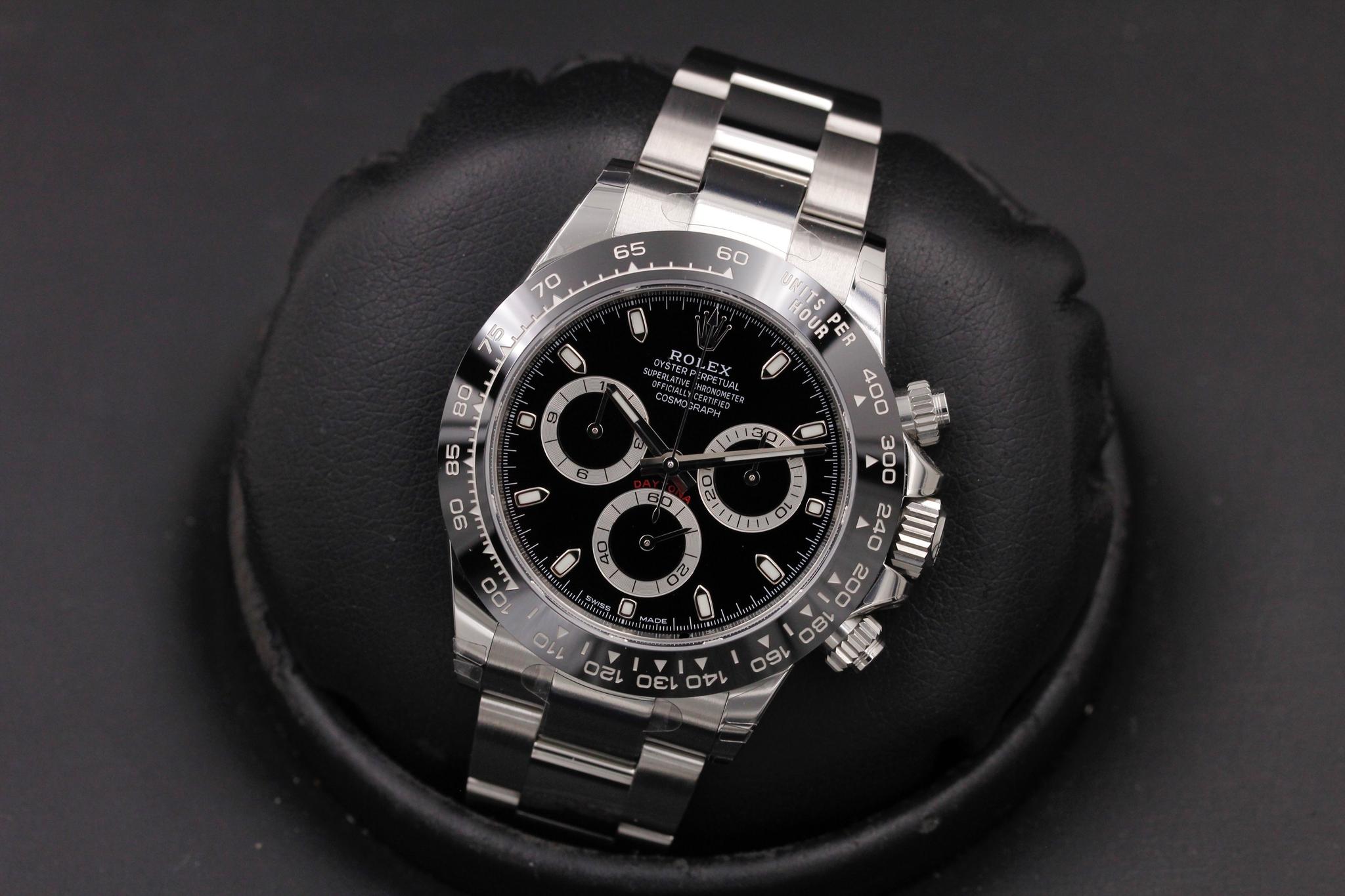 Watch Image 9