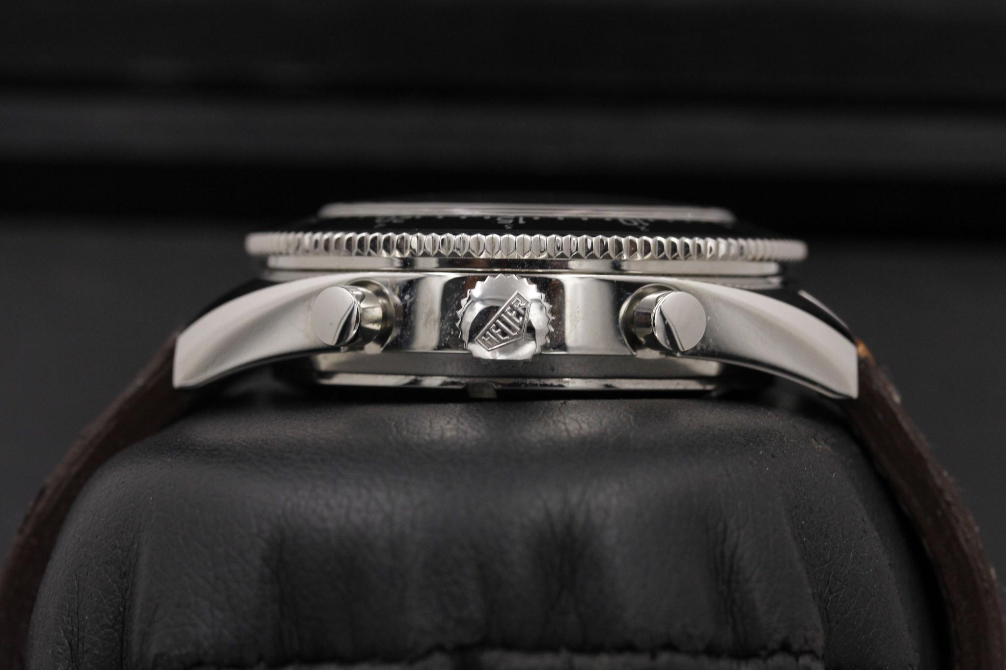 Watch Image 3