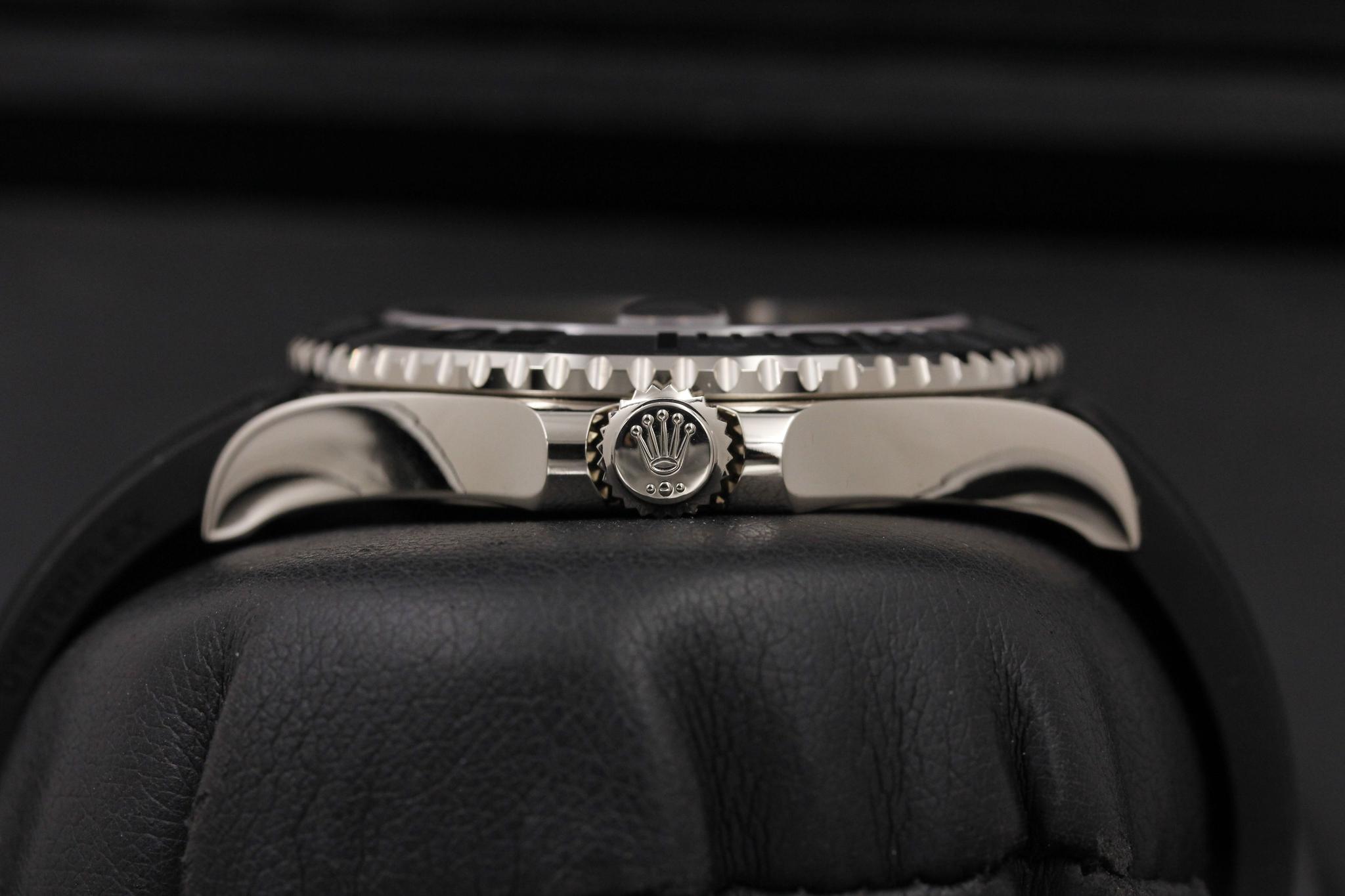 Watch Image 3