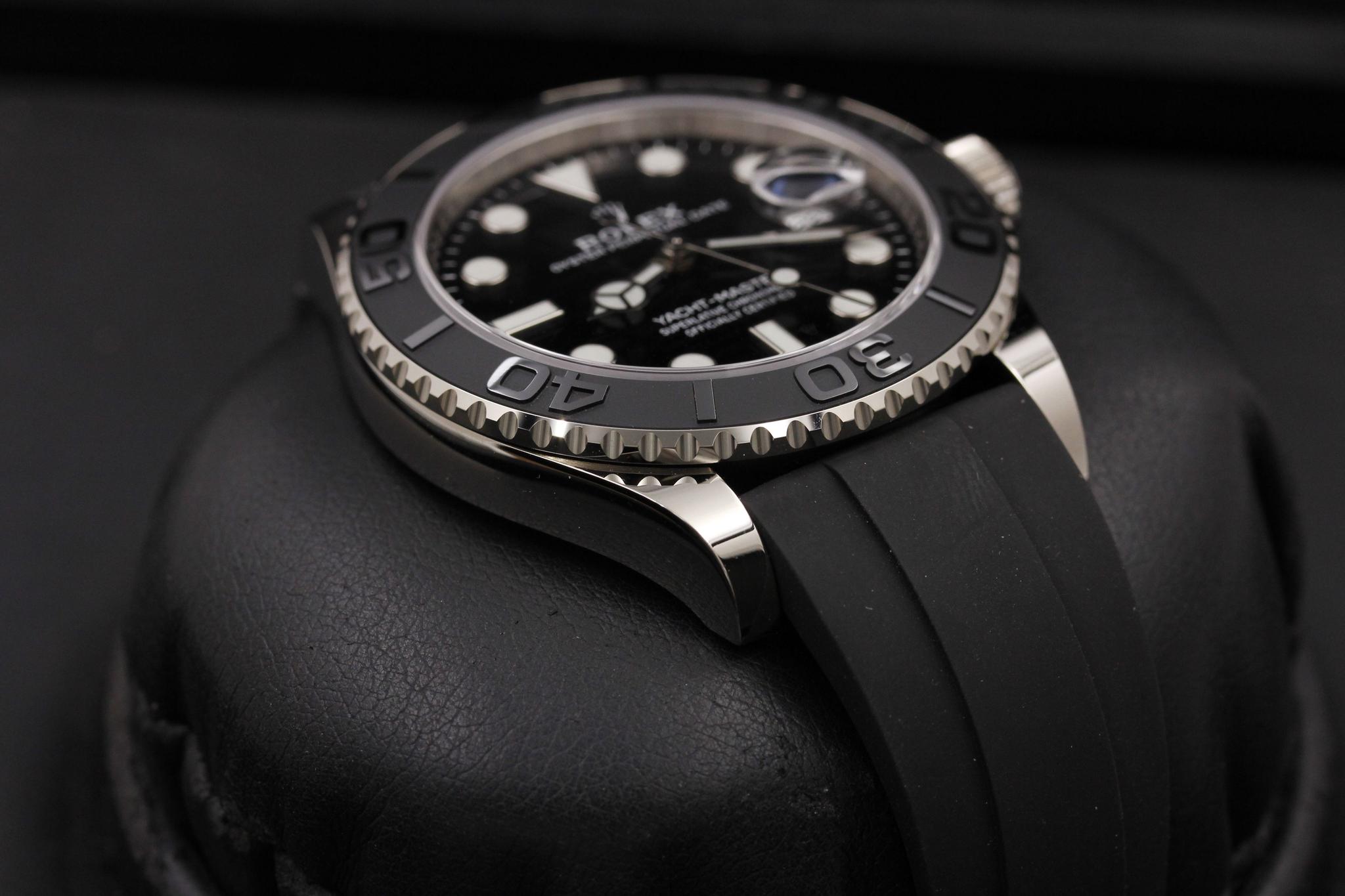 Watch Image 6